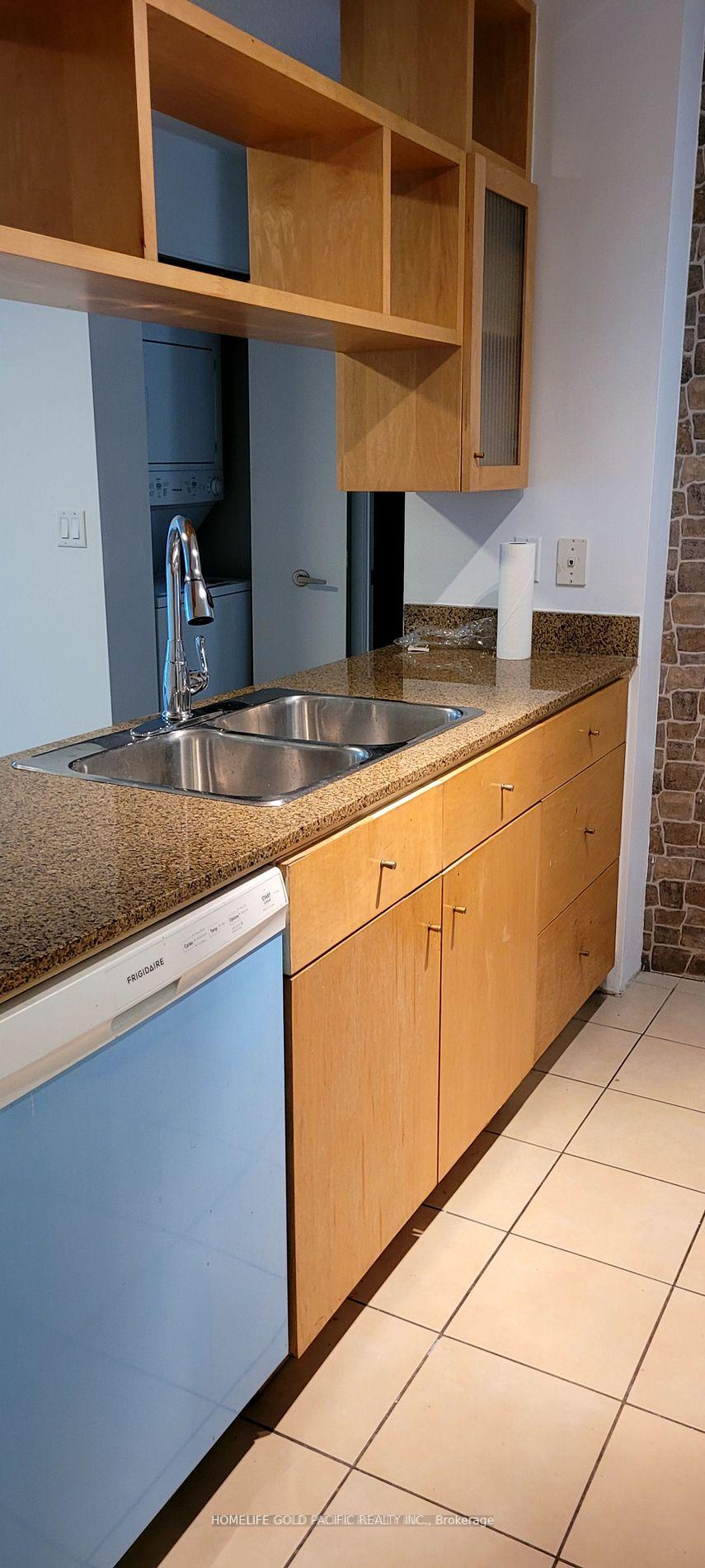 Photo 11 of Unit 2112, 397 Front Street W, Toronto, Waterfront Communities — HOMEH