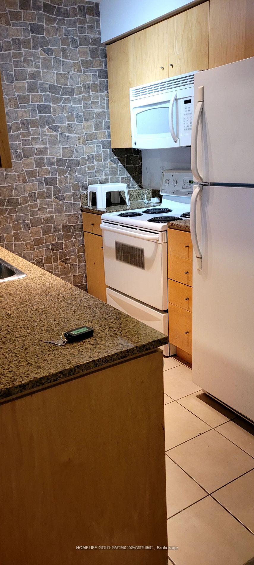 Photo 13 of Unit 2112, 397 Front Street W, Toronto, Waterfront Communities — HOMEH