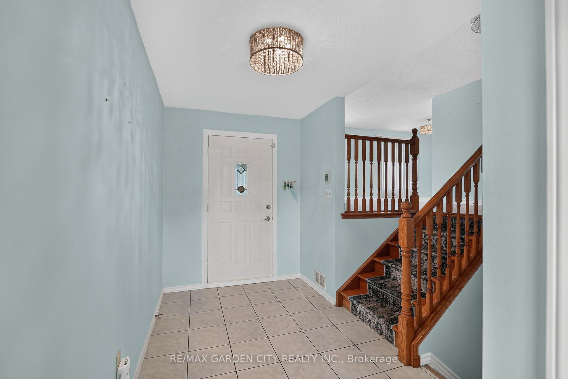 Photo 7 of 186 Glenmor Drive, Haldimand — HOMEH
