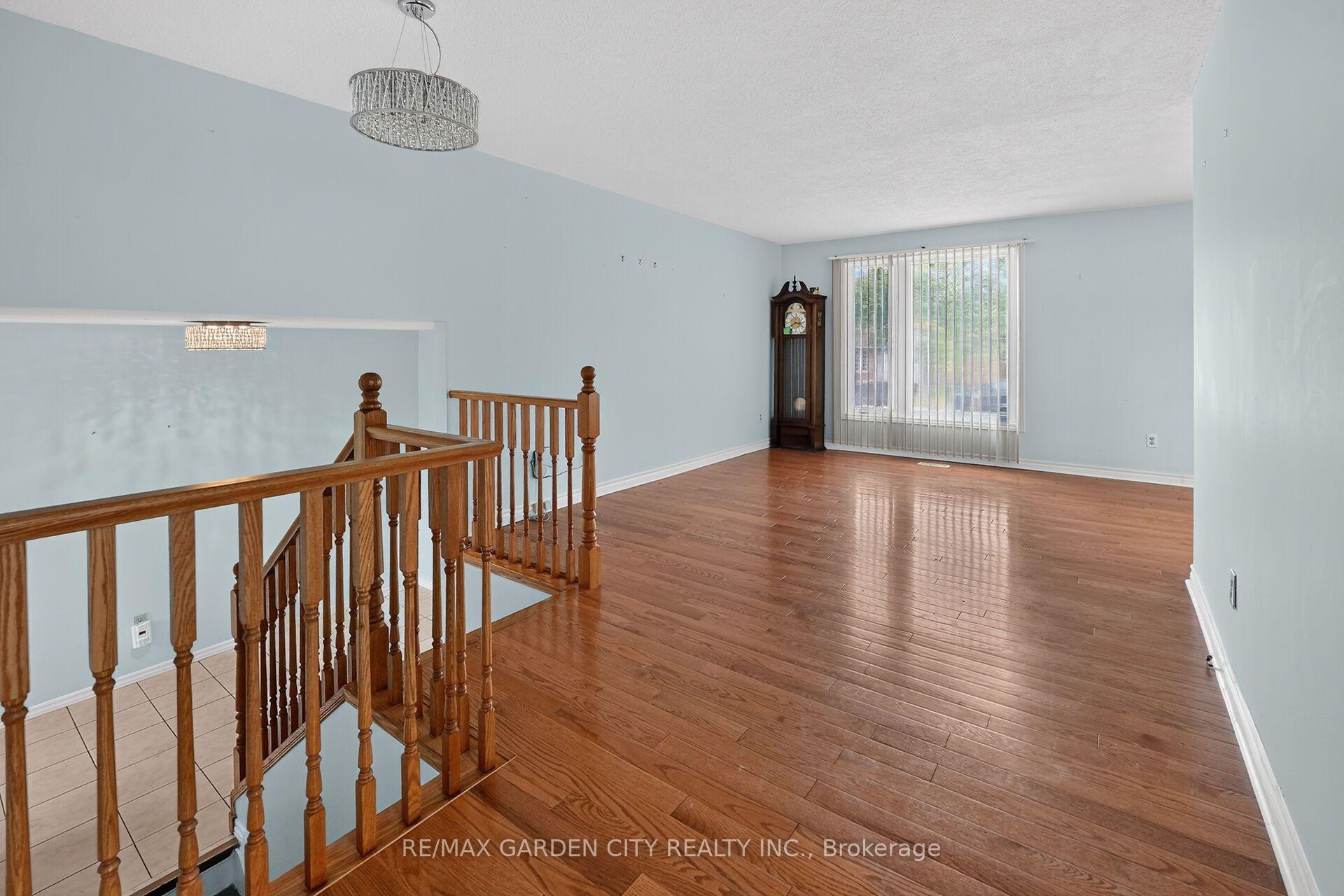 Photo 8 of 186 Glenmor Drive, Haldimand — HOMEH
