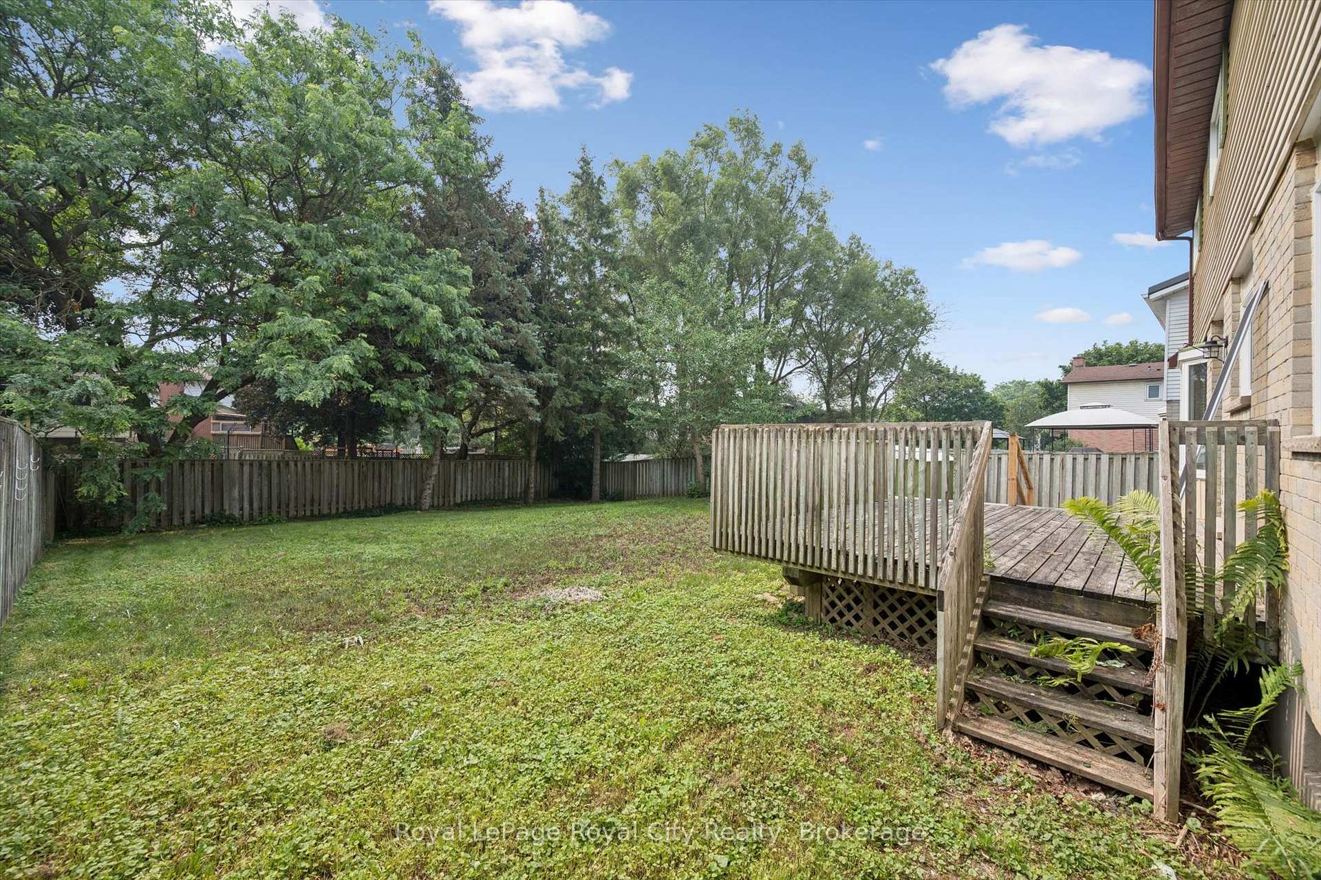Photo 35 of 628 Willow Road, Guelph, Willow West/Sugarbush/West Acres — HOMEH
