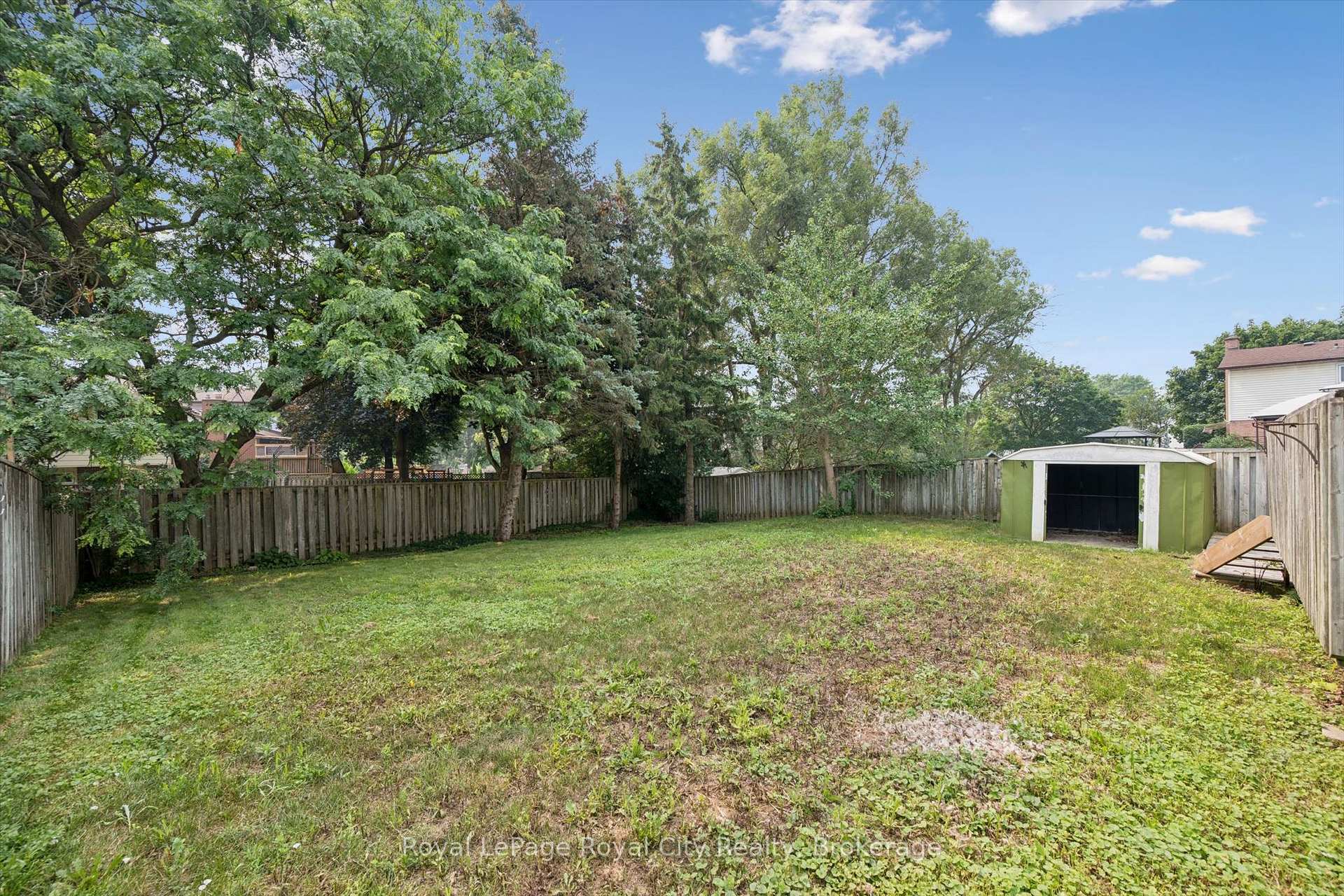 Photo 36 of 628 Willow Road, Guelph, Willow West/Sugarbush/West Acres — HOMEH