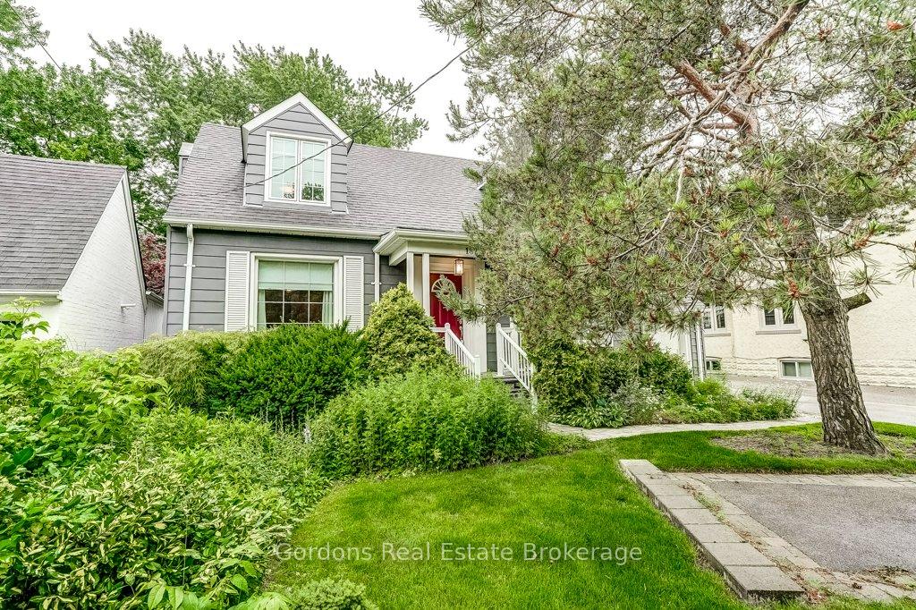 Photo 2 of 182 Burnhamthorpe Road, Etobicoke, Islington-City Centre West — HOMEH