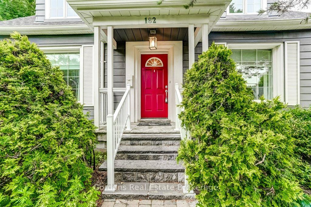 Photo 4 of 182 Burnhamthorpe Road, Etobicoke, Islington-City Centre West — HOMEH
