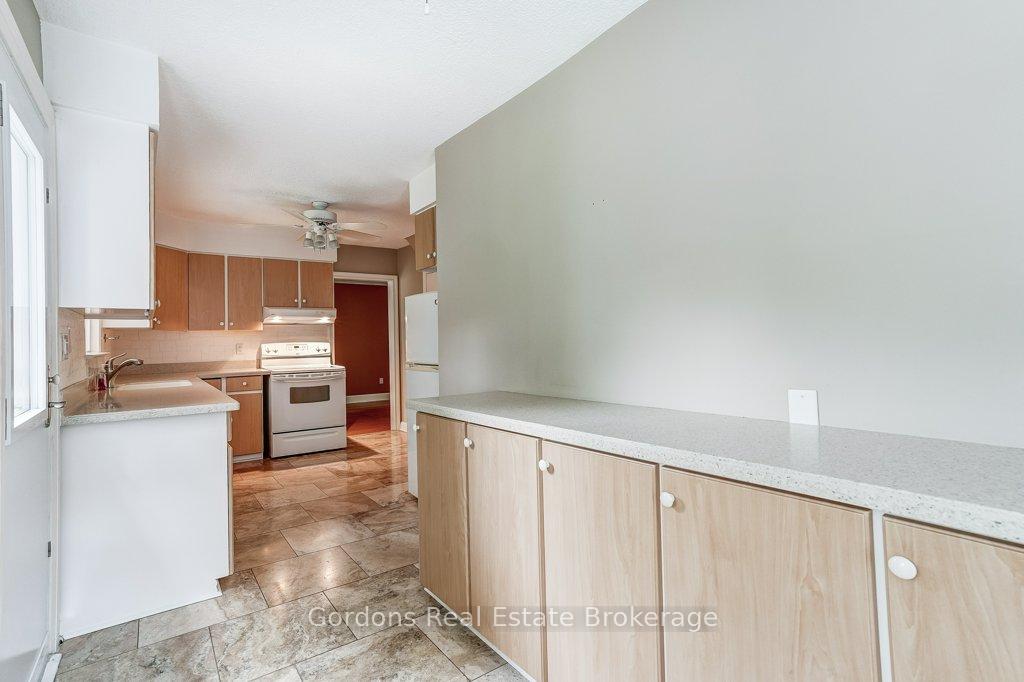 Photo 25 of 182 Burnhamthorpe Road, Etobicoke, Islington-City Centre West — HOMEH
