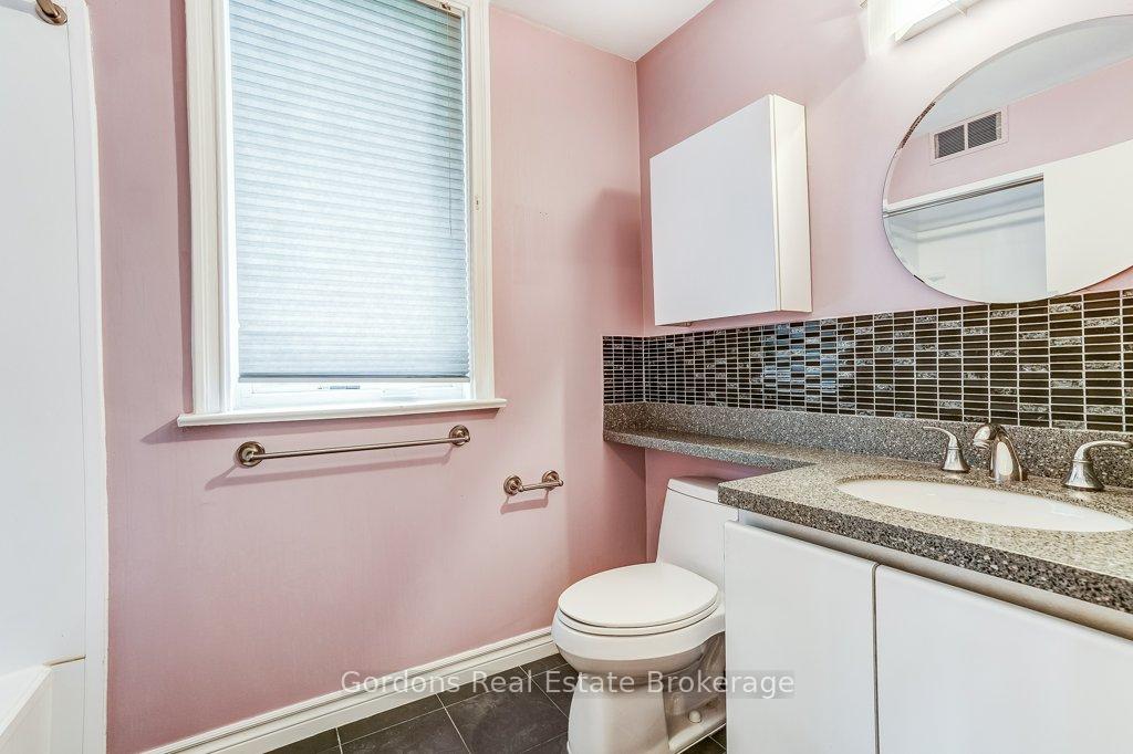 Photo 35 of 182 Burnhamthorpe Road, Etobicoke, Islington-City Centre West — HOMEH