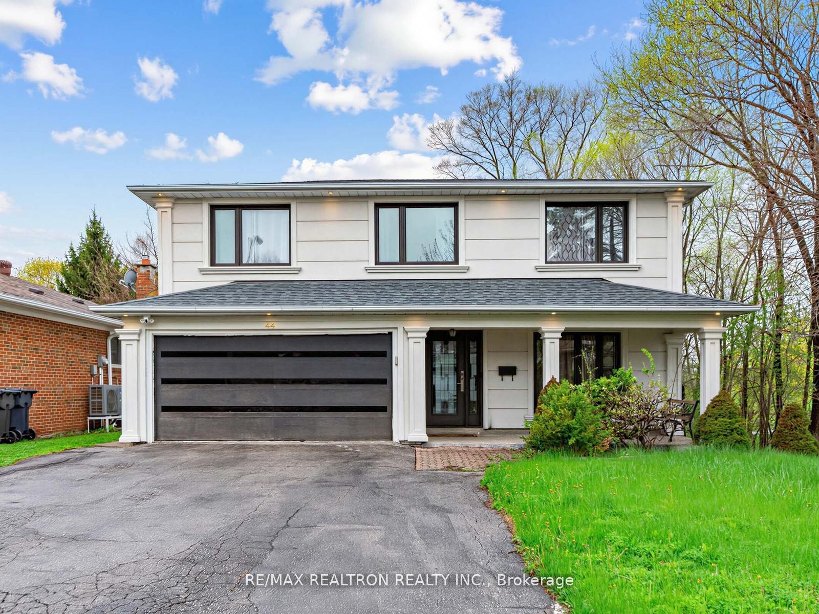 Photo 1 of 44 Pineway Boulevard W, North York, Bayview Woods-Steeles — HOMEH