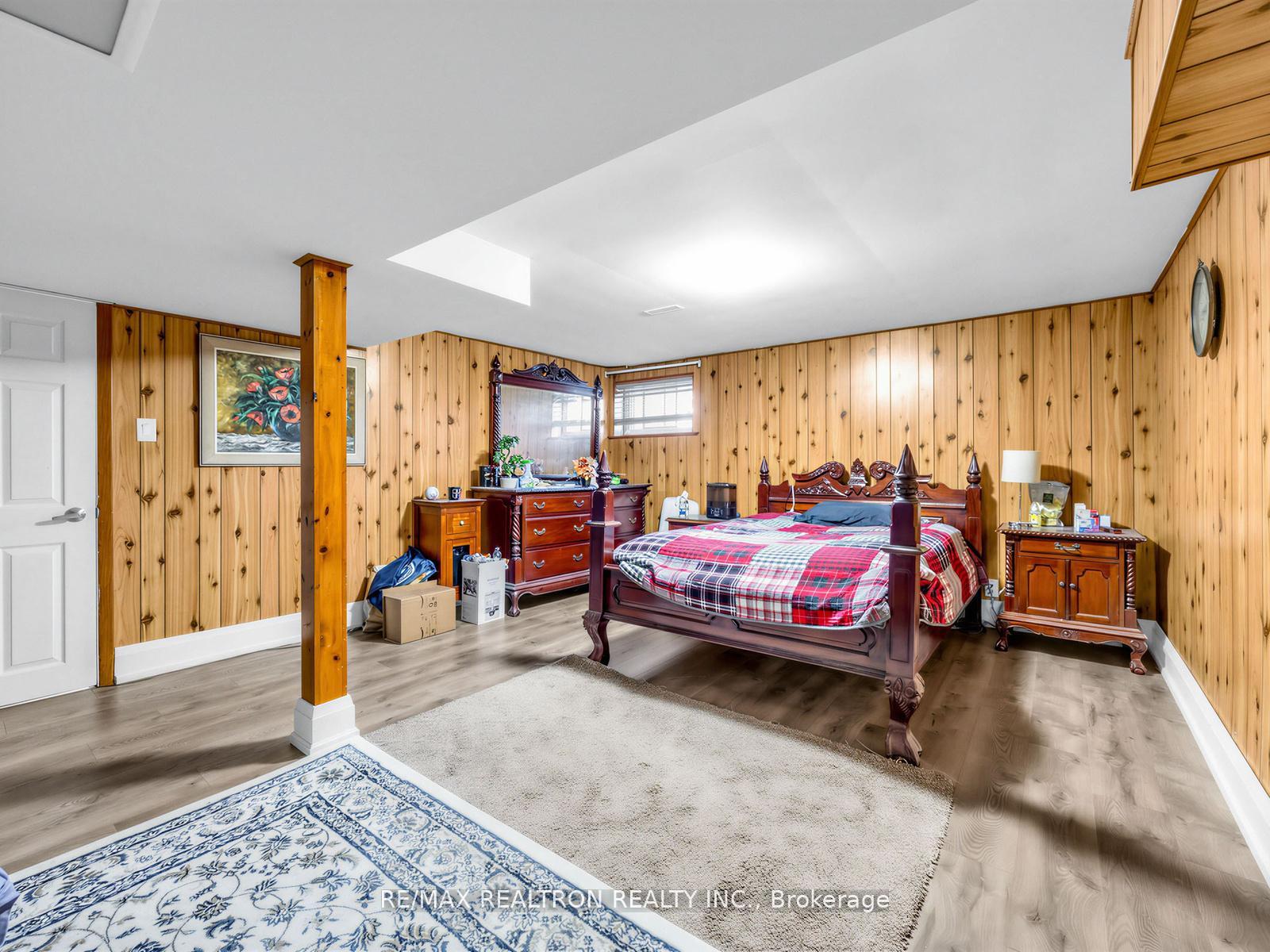 Photo 32 of 44 Pineway Boulevard W, North York, Bayview Woods-Steeles — HOMEH