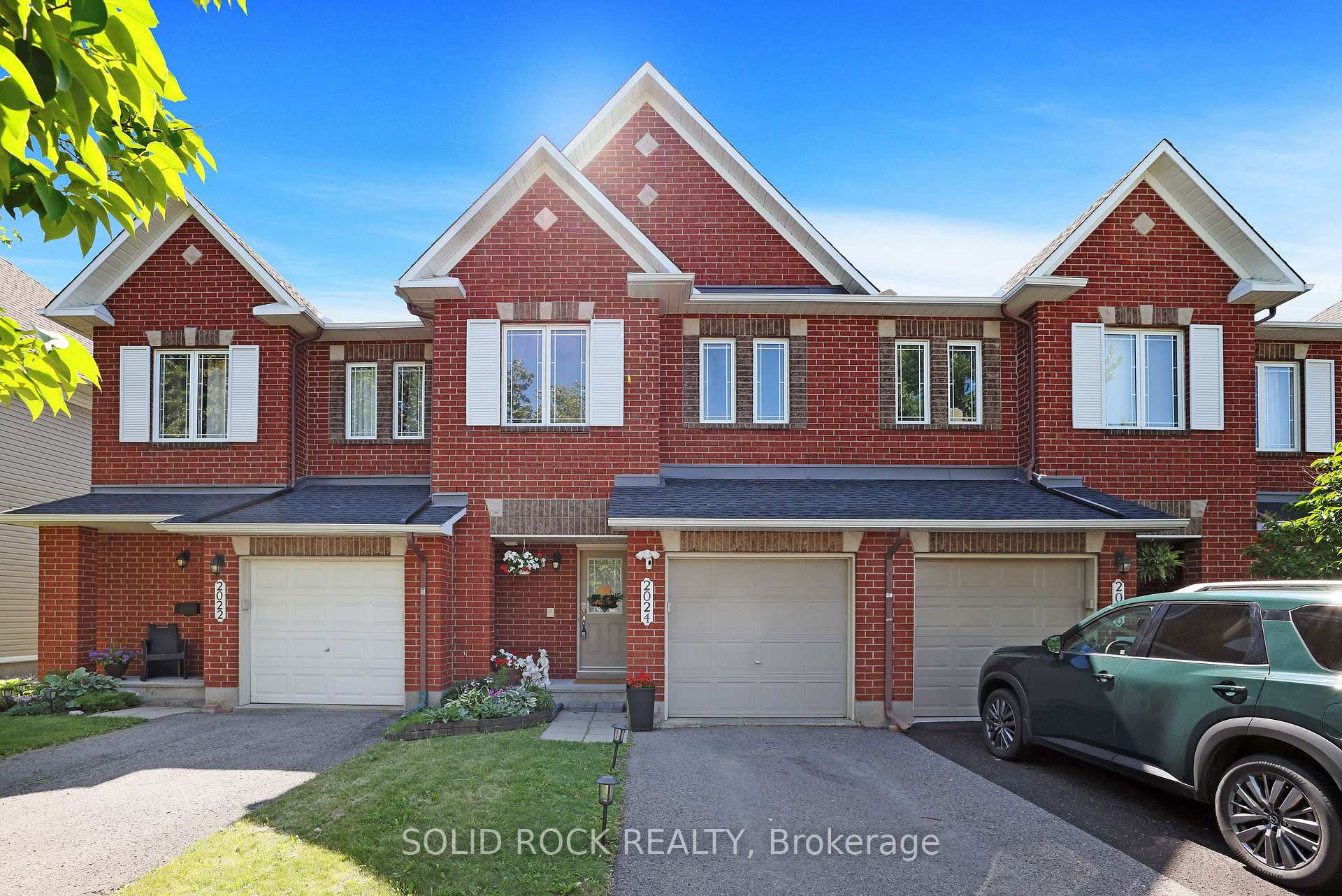 Photo 1 of 2024 Boisfranc Circle, Ottawa, Avalon East — HOMEH