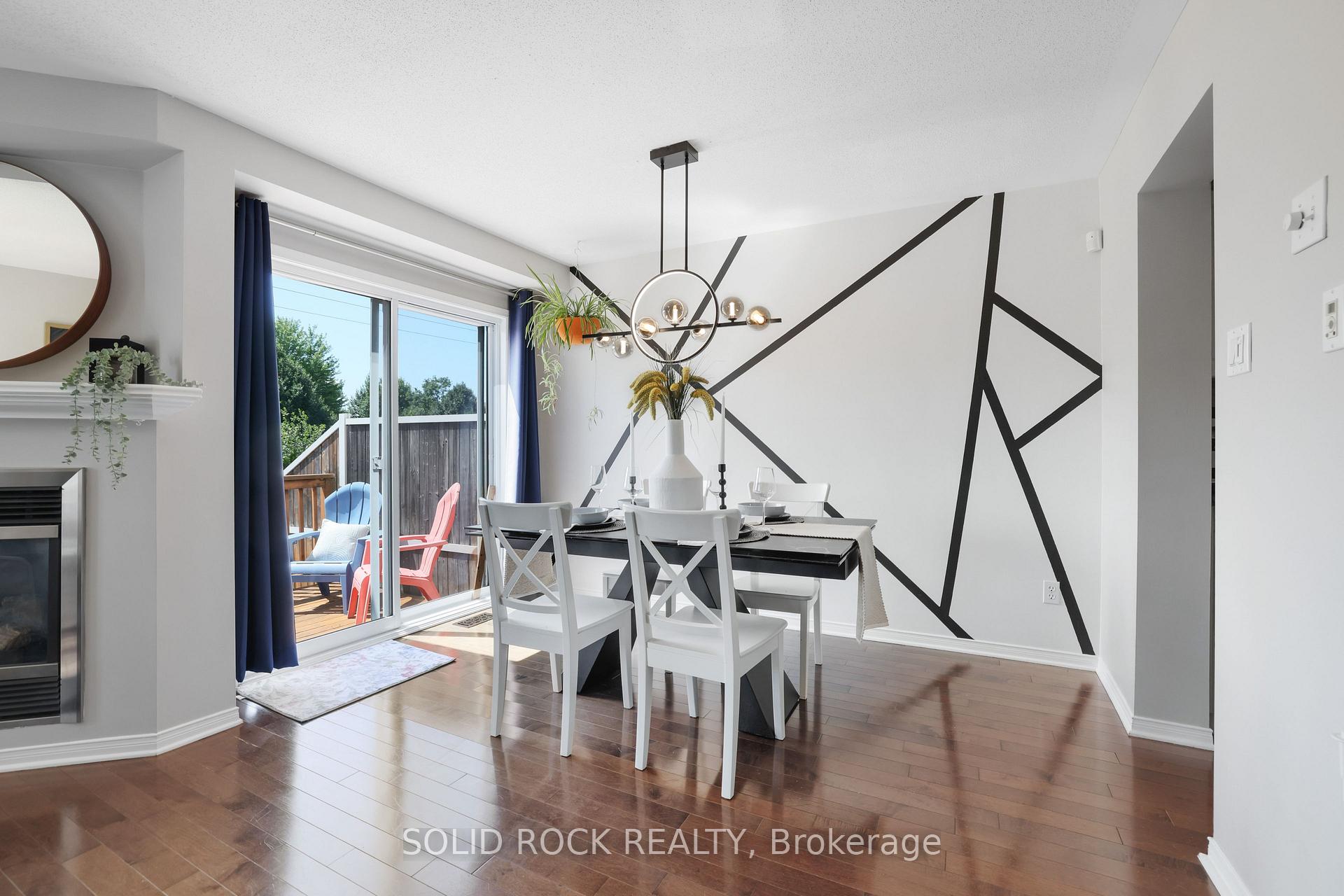 Photo 7 of 2024 Boisfranc Circle, Ottawa, Avalon East — HOMEH