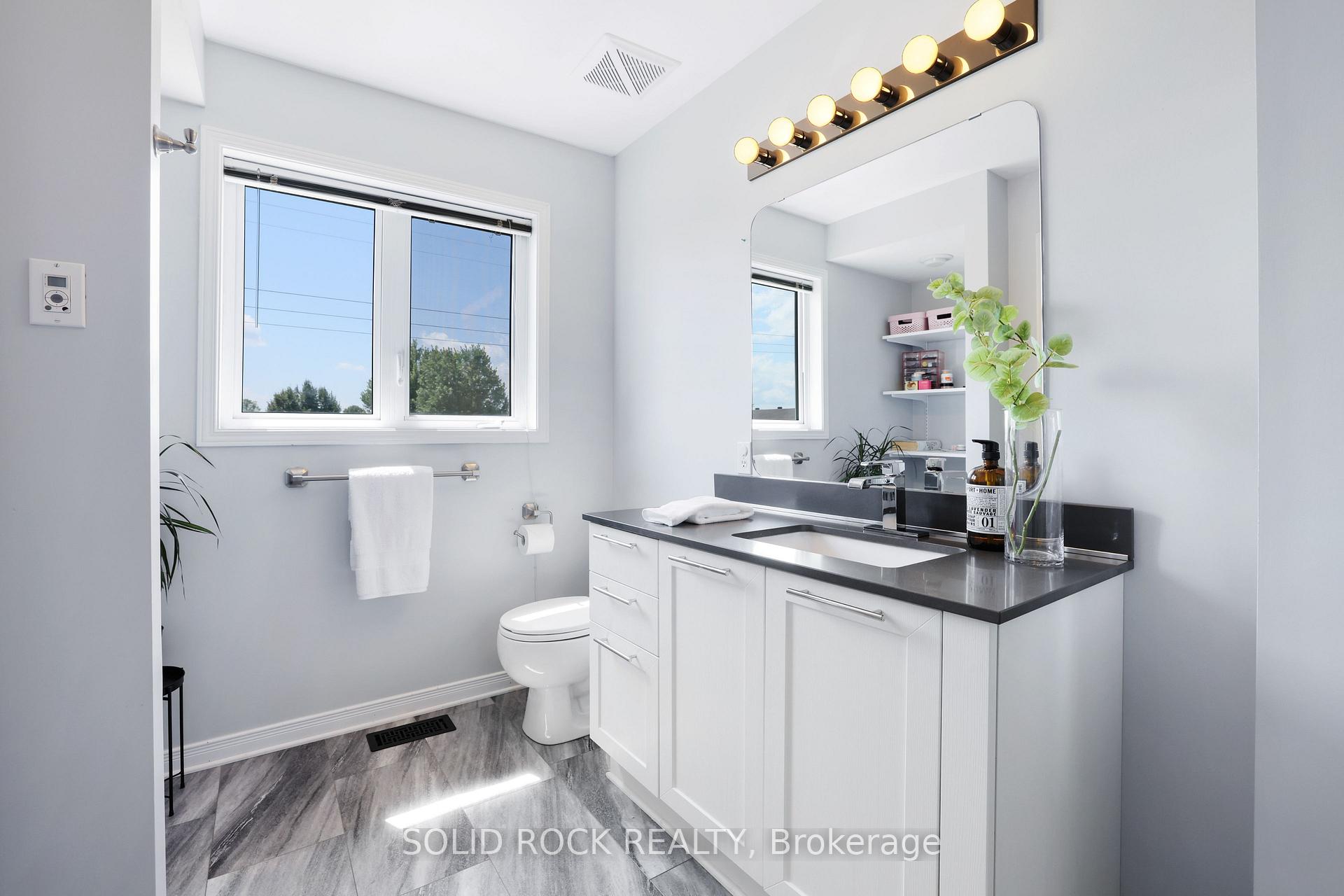 Photo 17 of 2024 Boisfranc Circle, Ottawa, Avalon East — HOMEH