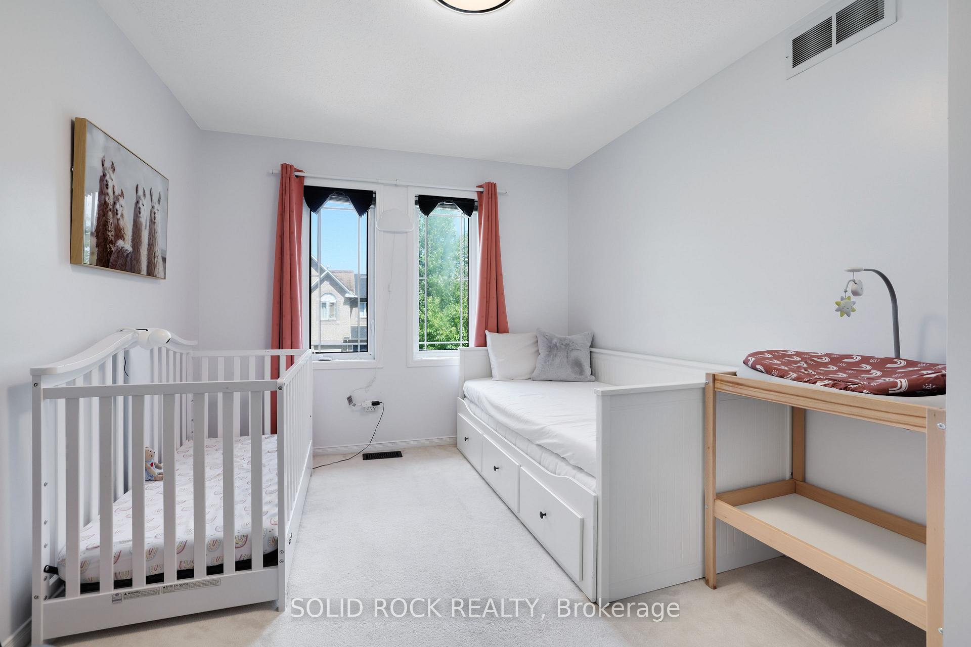Photo 18 of 2024 Boisfranc Circle, Ottawa, Avalon East — HOMEH