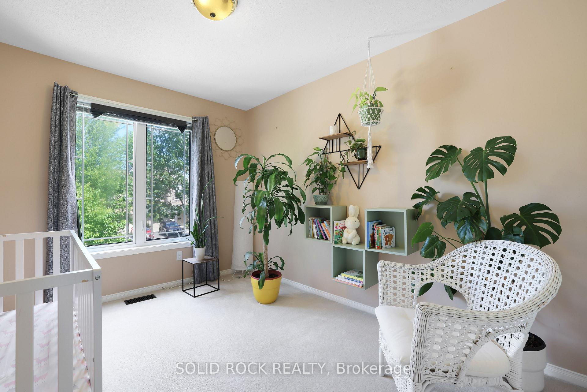 Photo 19 of 2024 Boisfranc Circle, Ottawa, Avalon East — HOMEH