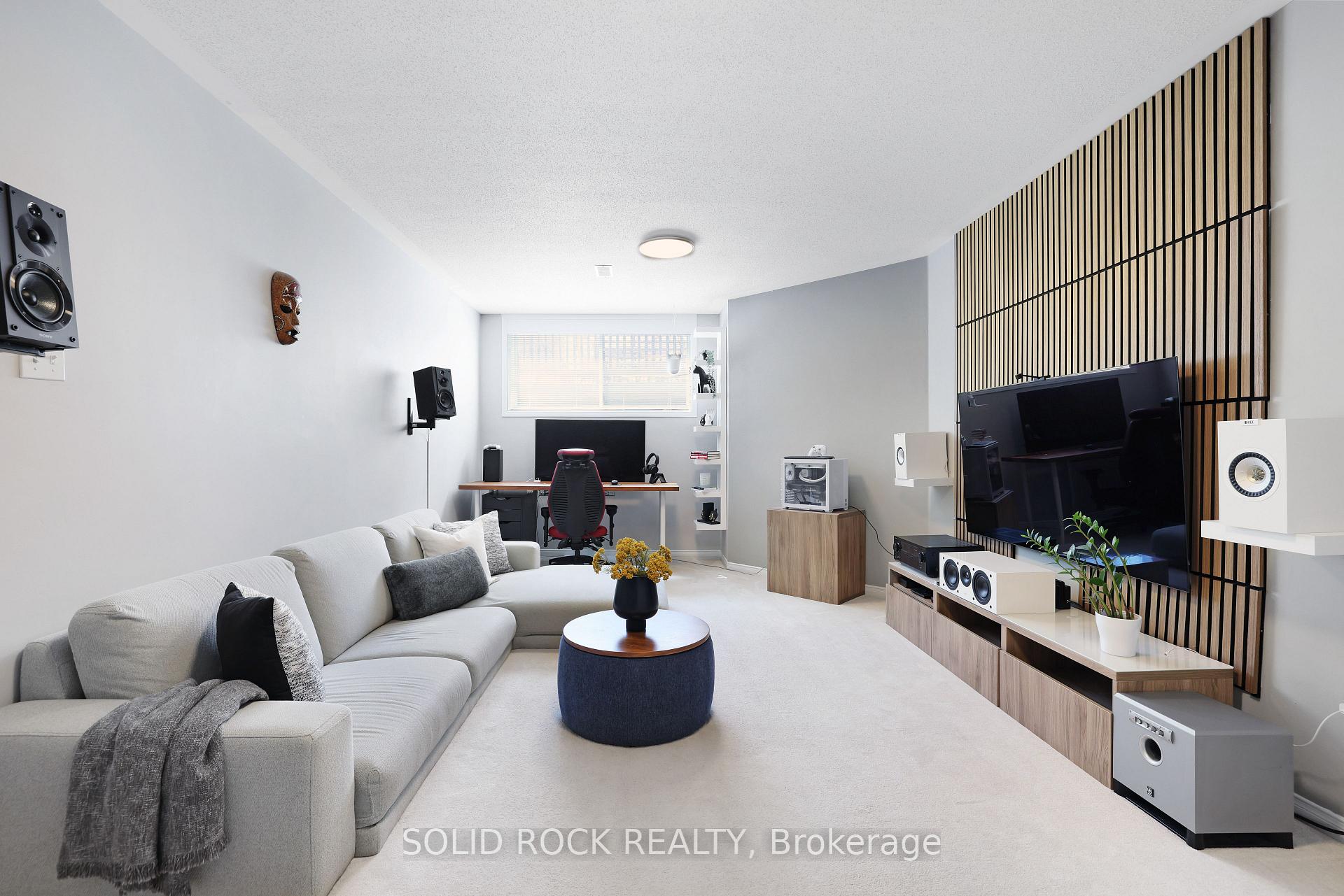 Photo 22 of 2024 Boisfranc Circle, Ottawa, Avalon East — HOMEH