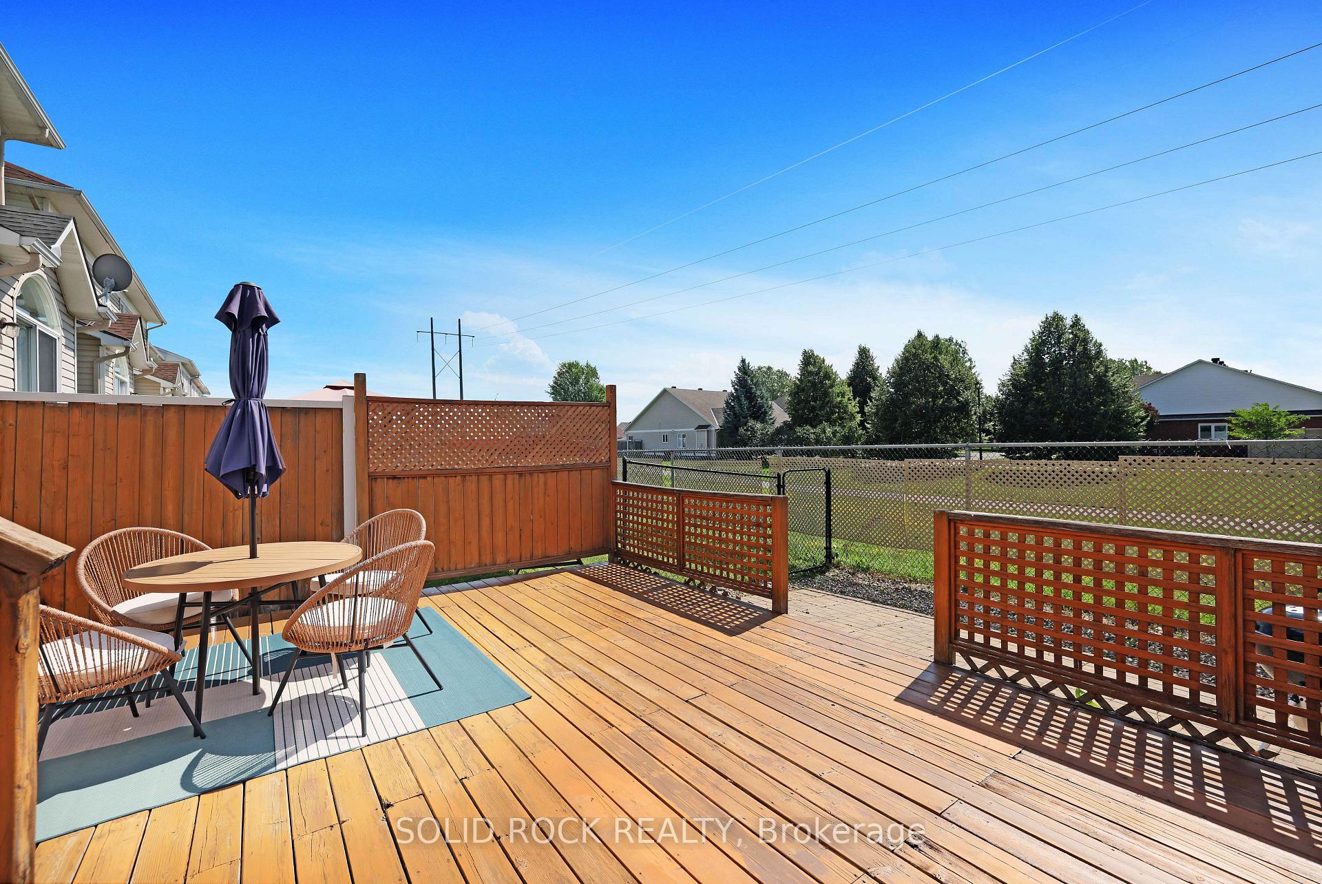 Photo 26 of 2024 Boisfranc Circle, Ottawa, Avalon East — HOMEH