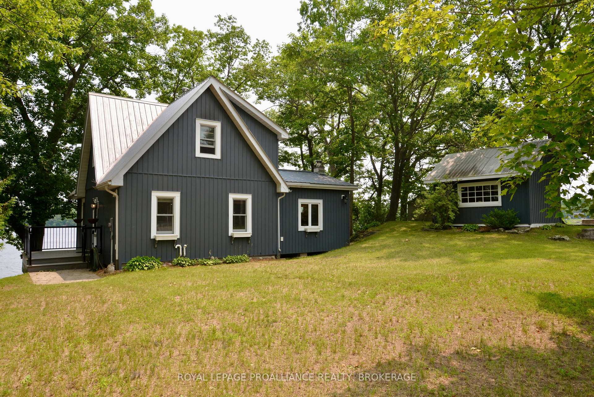 Photo 6 of 6079 Carleton Drive, Frontenac, Frontenac South — HOMEH
