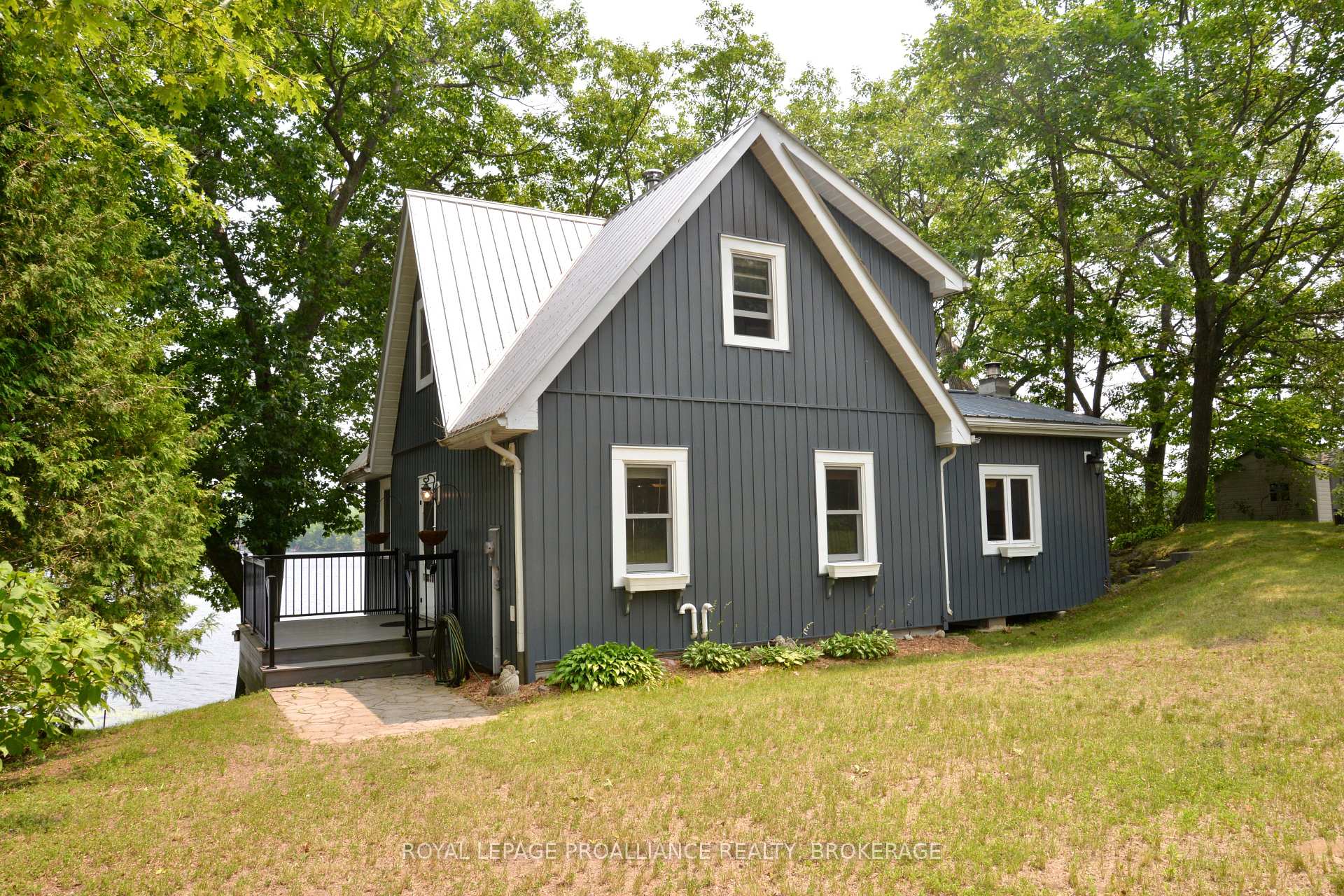 Photo 7 of 6079 Carleton Drive, Frontenac, Frontenac South — HOMEH