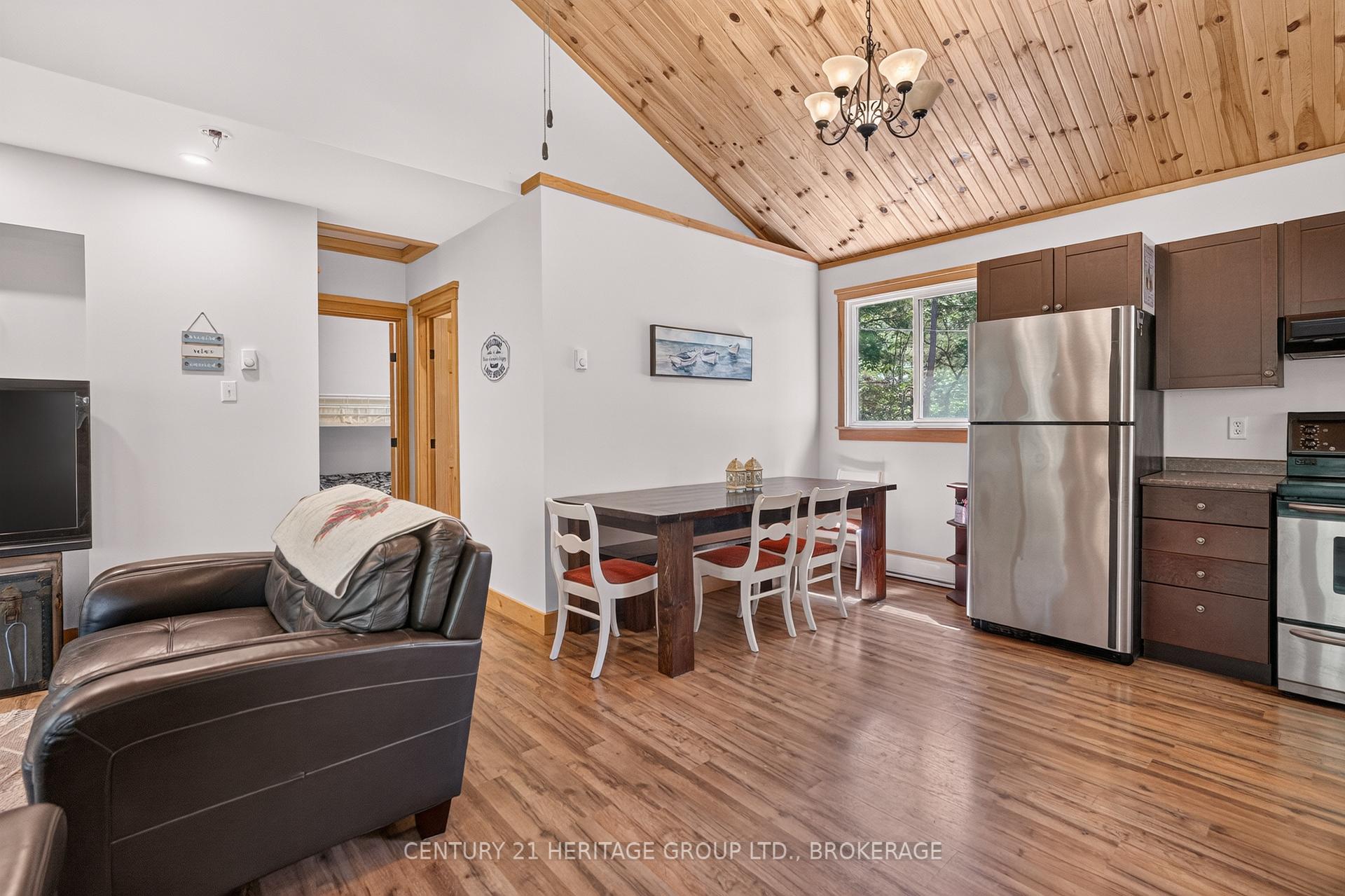 Photo 3 of 27 Goods Island, Frontenac, Frontenac South — HOMEH