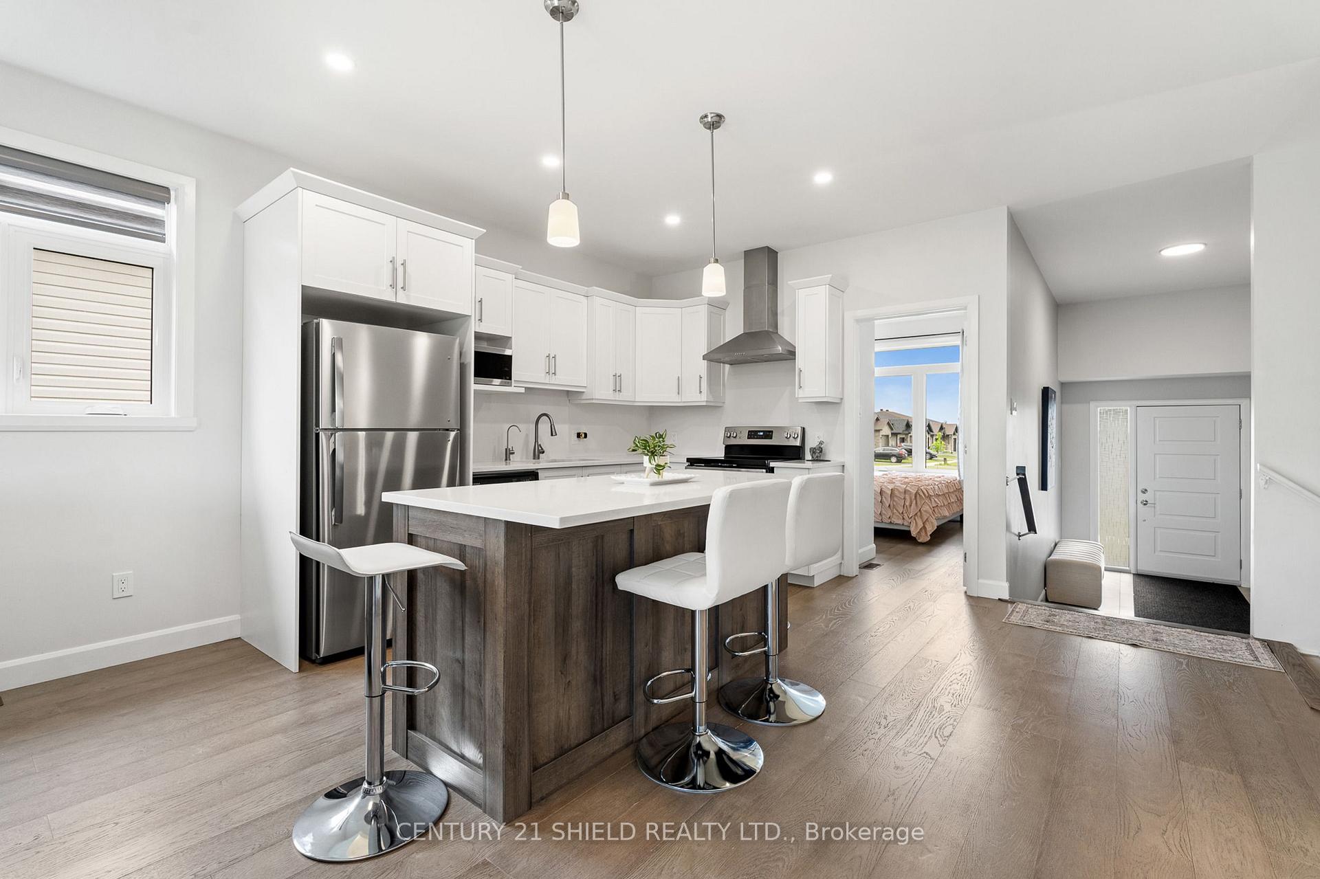 Photo 16 of 2296 Crewson Court, Cornwall, Cornwall — HOMEH