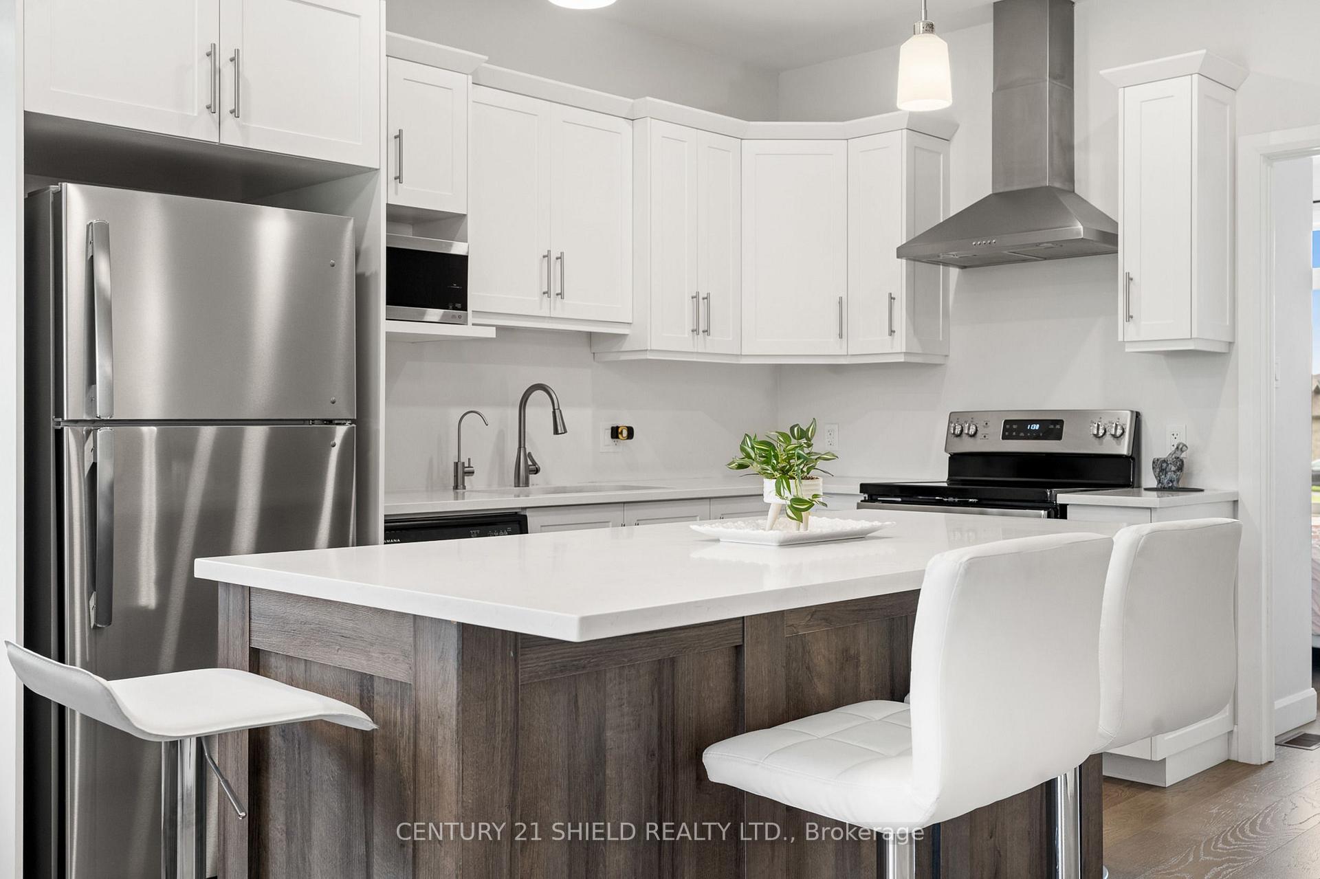 Photo 19 of 2296 Crewson Court, Cornwall, Cornwall — HOMEH