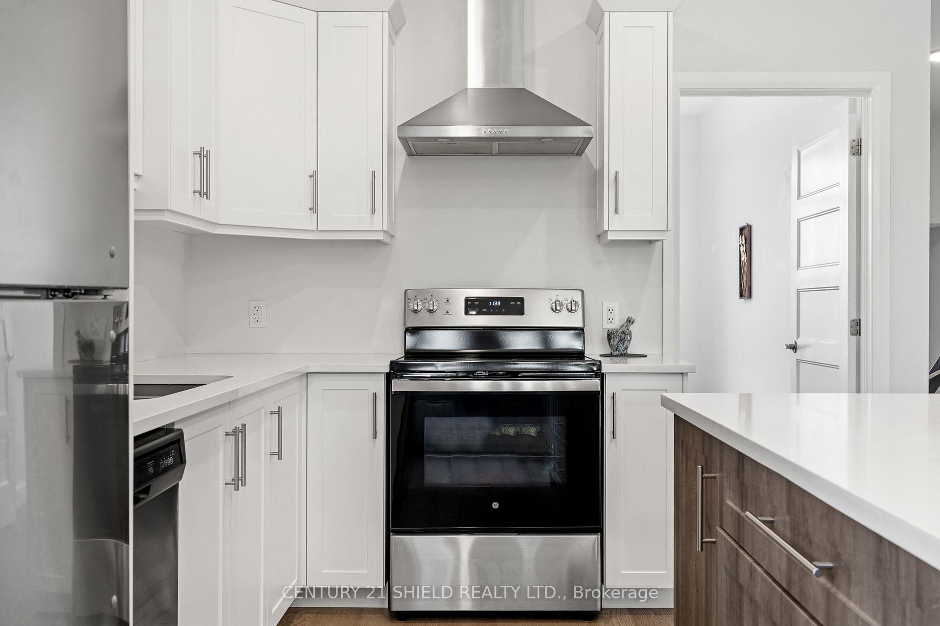 Photo 20 of 2296 Crewson Court, Cornwall, Cornwall — HOMEH