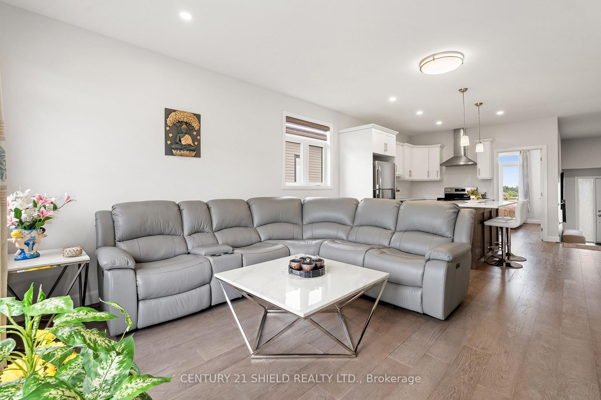 Photo 23 of 2296 Crewson Court, Cornwall, Cornwall — HOMEH