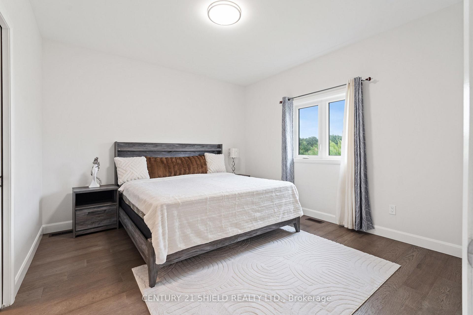 Photo 32 of 2296 Crewson Court, Cornwall, Cornwall — HOMEH