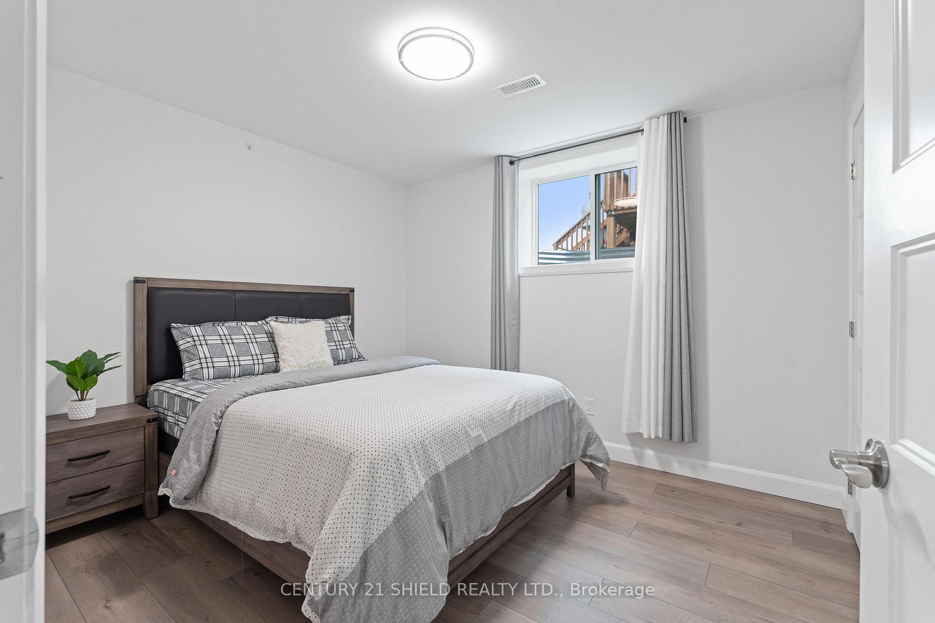 Photo 40 of 2296 Crewson Court, Cornwall, Cornwall — HOMEH