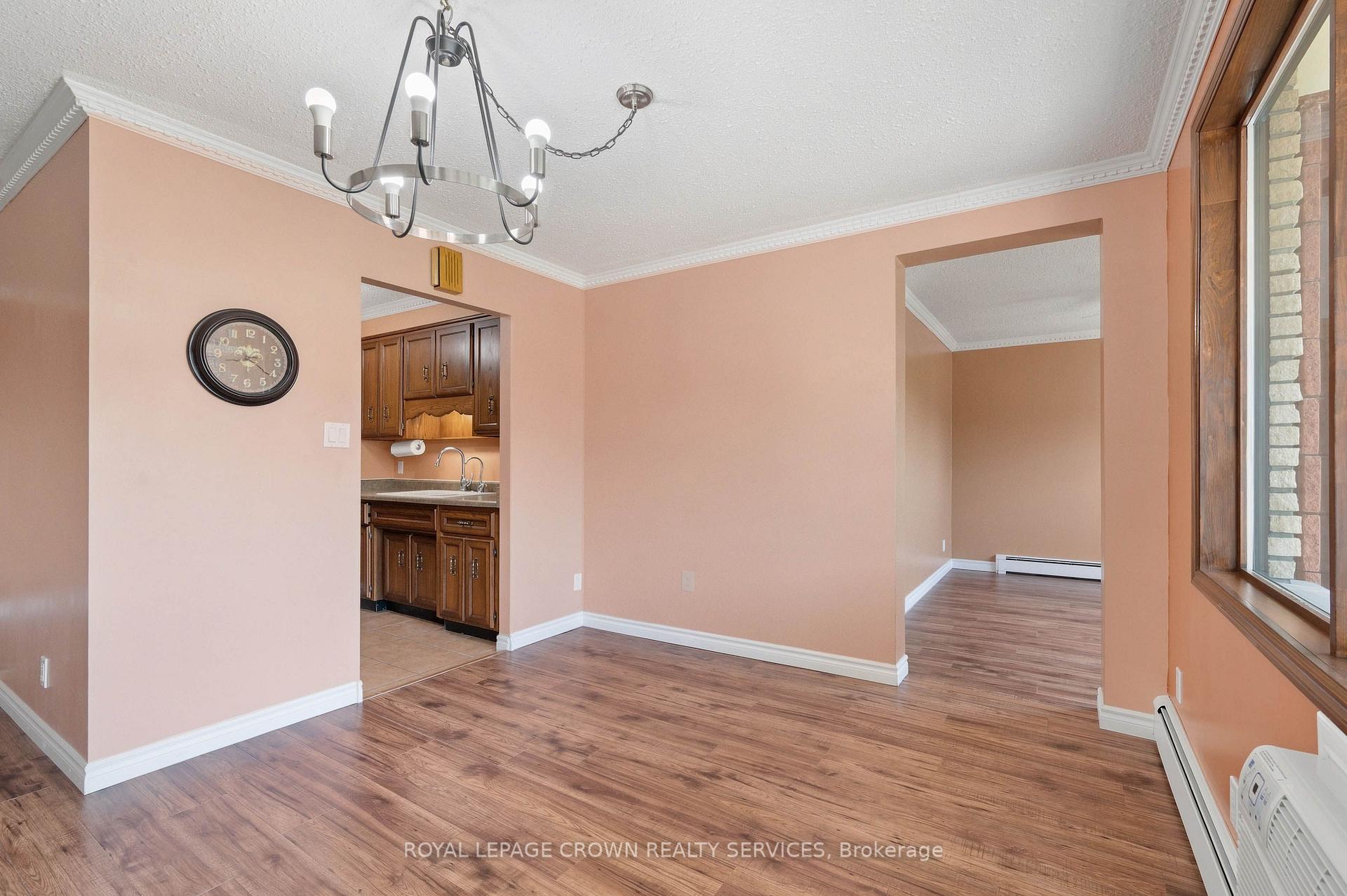 Photo 20 of Unit 406, 400 Champlain Boulevard, Cambridge, Christopher-Champlain — HOMEH