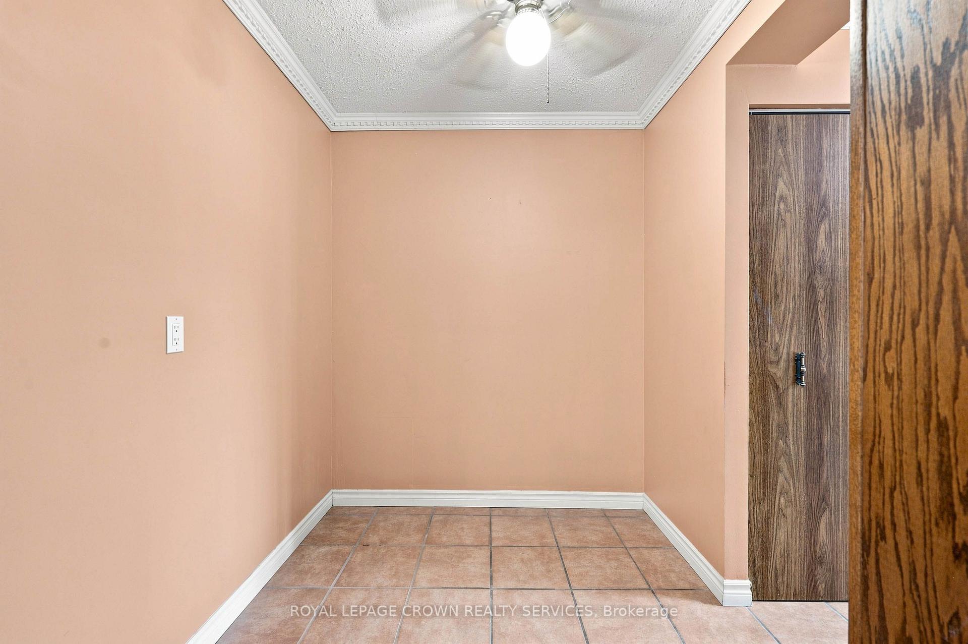 Photo 35 of Unit 406, 400 Champlain Boulevard, Cambridge, Christopher-Champlain — HOMEH