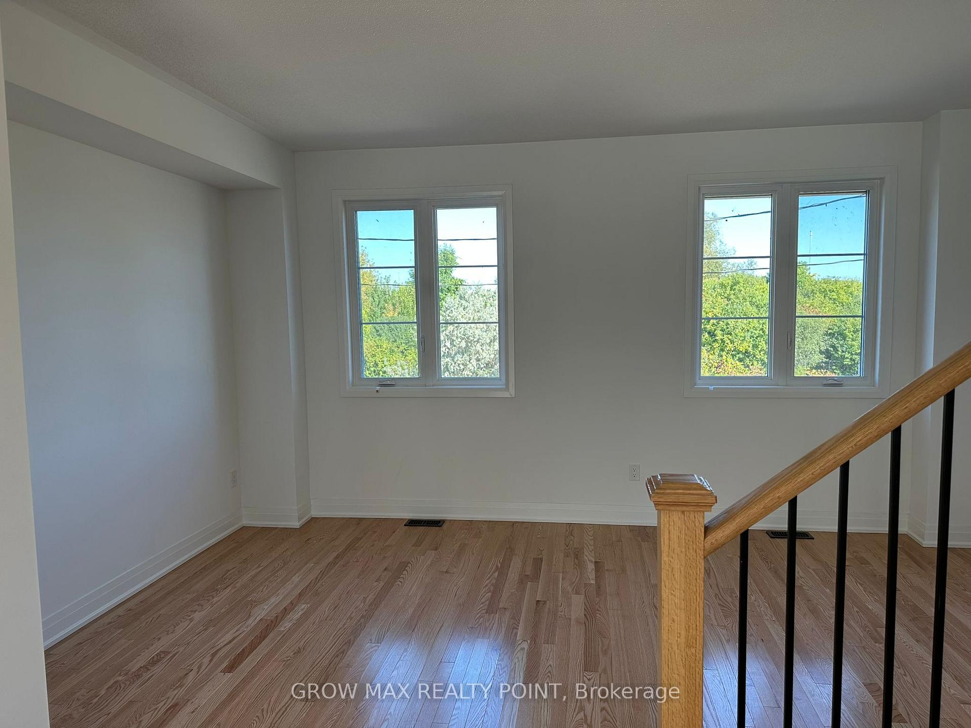 Photo 11 of 52 Waterside Way, Whitby, Port Whitby — HOMEH
