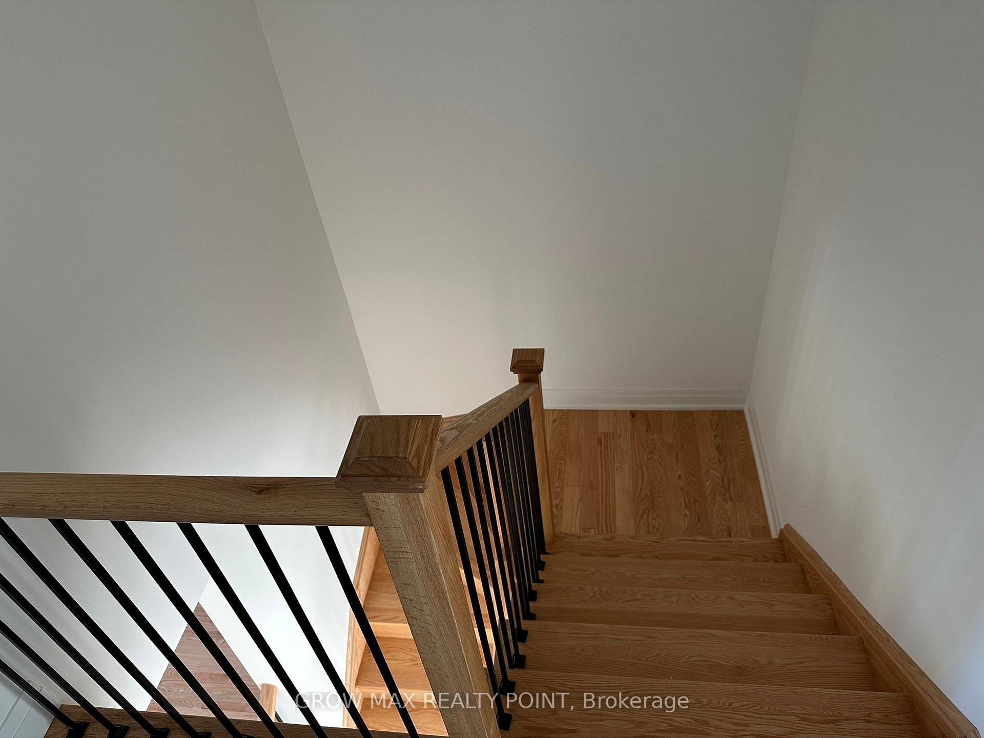 Photo 25 of 52 Waterside Way, Whitby, Port Whitby — HOMEH