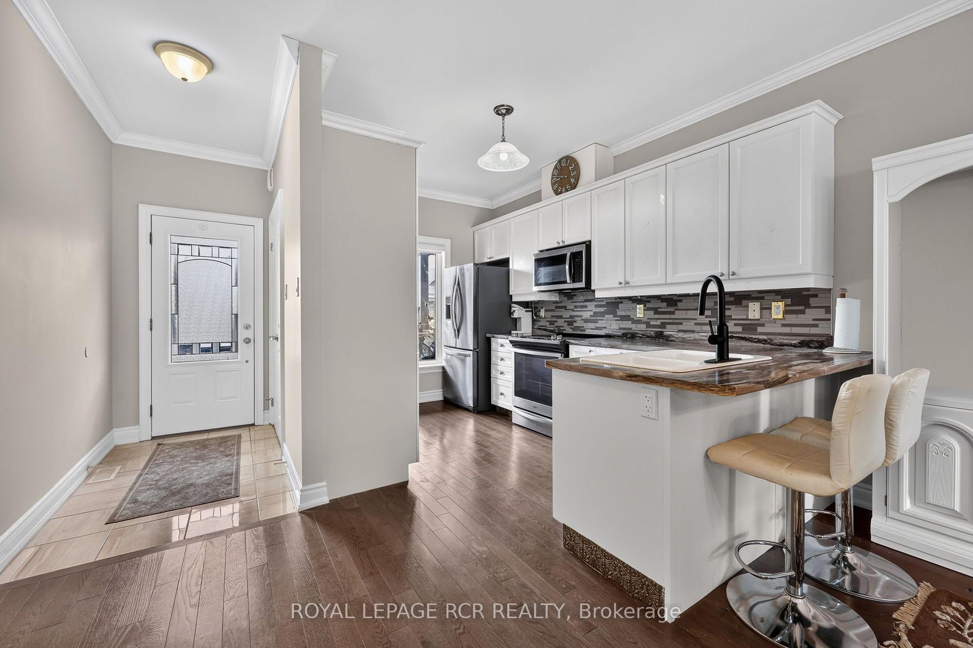 Photo 7 of 55 Kingsmere Crescent, New Tecumseth, Alliston — HOMEH