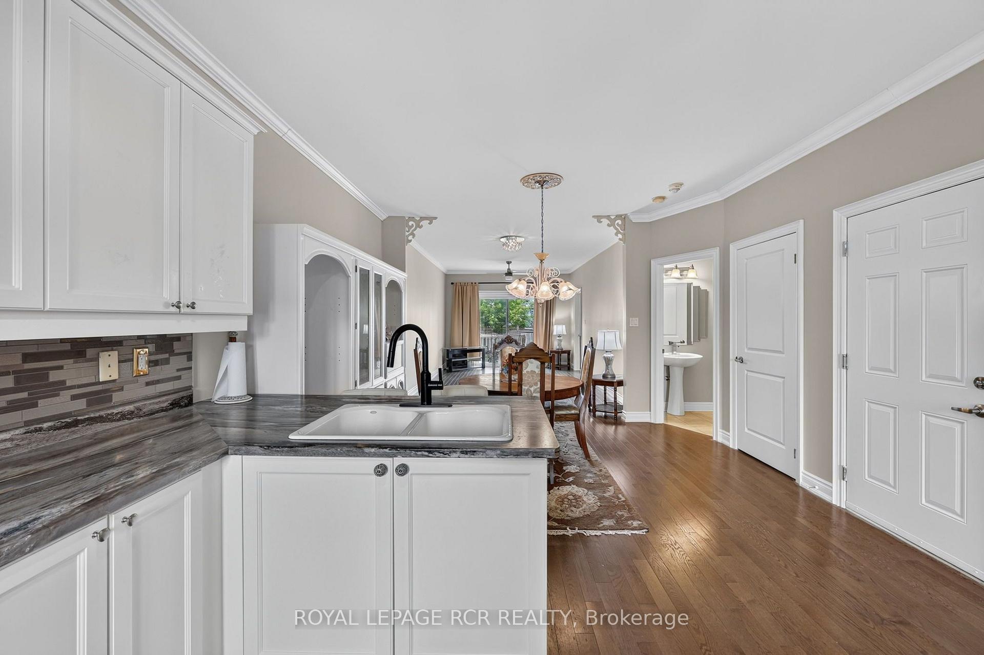 Photo 11 of 55 Kingsmere Crescent, New Tecumseth, Alliston — HOMEH