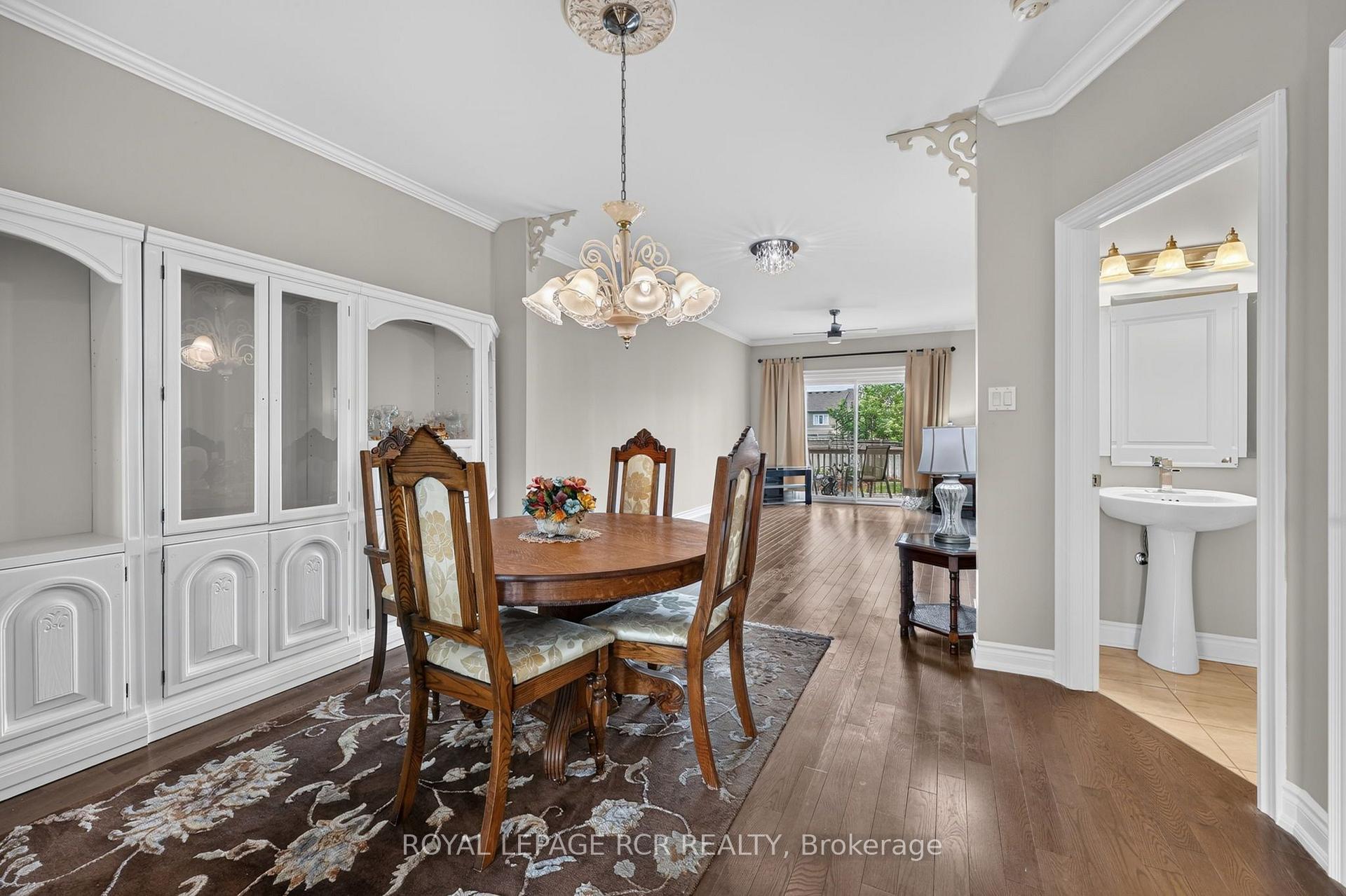 Photo 12 of 55 Kingsmere Crescent, New Tecumseth, Alliston — HOMEH