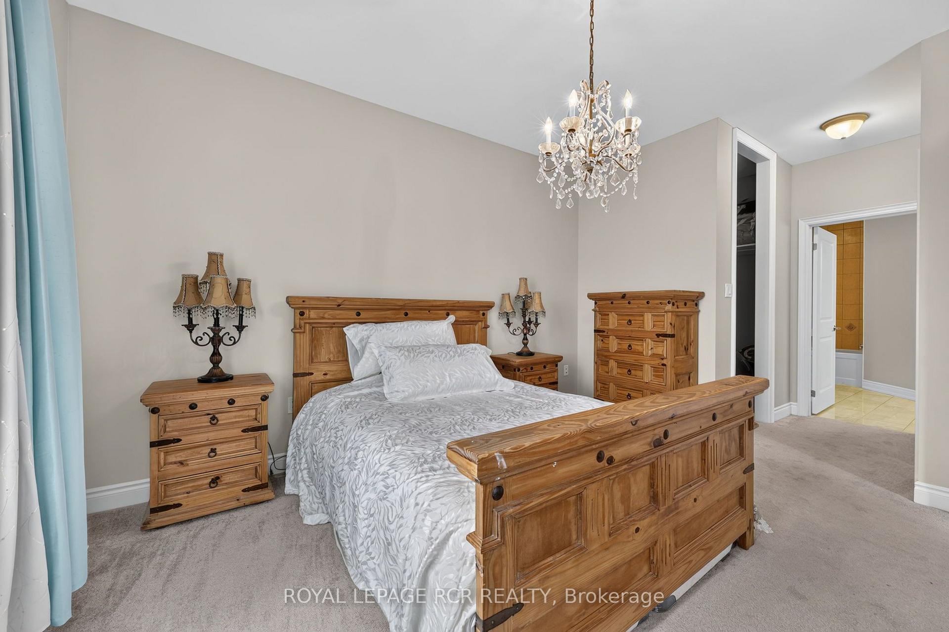 Photo 21 of 55 Kingsmere Crescent, New Tecumseth, Alliston — HOMEH