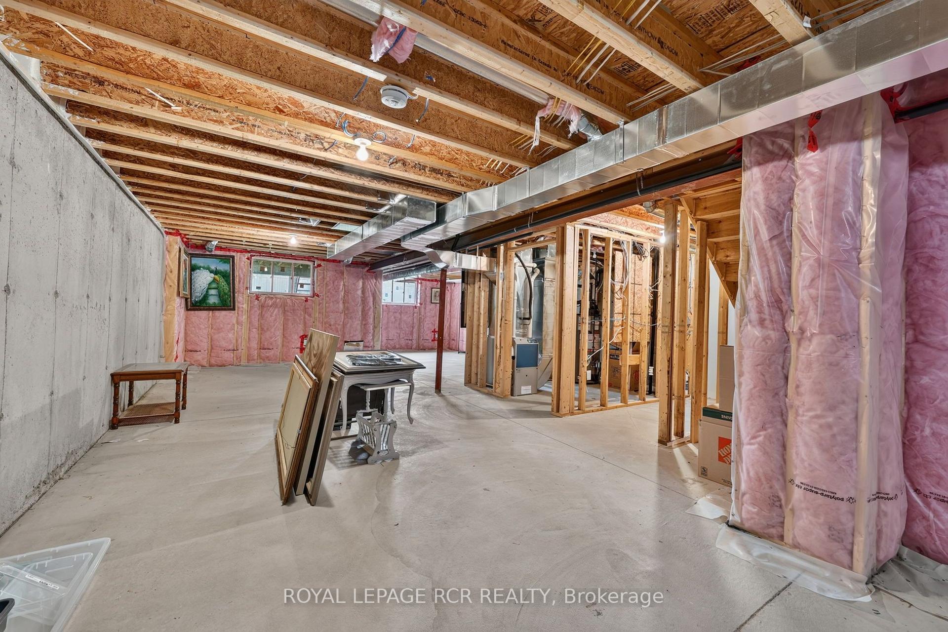 Photo 27 of 55 Kingsmere Crescent, New Tecumseth, Alliston — HOMEH