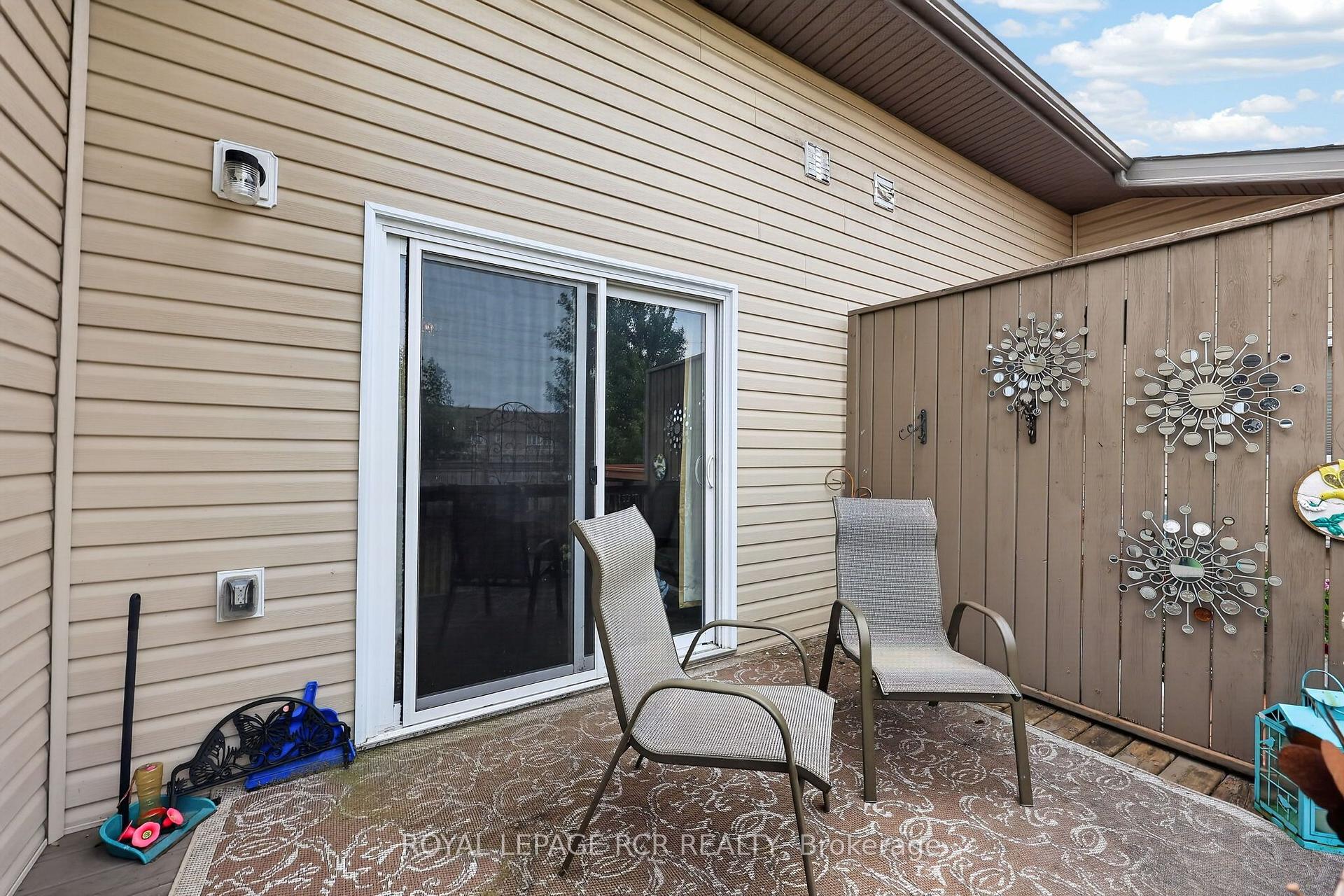 Photo 37 of 55 Kingsmere Crescent, New Tecumseth, Alliston — HOMEH