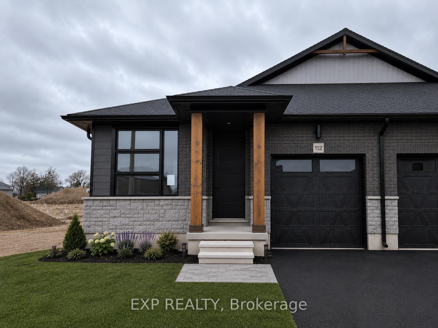 Photo of 112 Thackeray Way