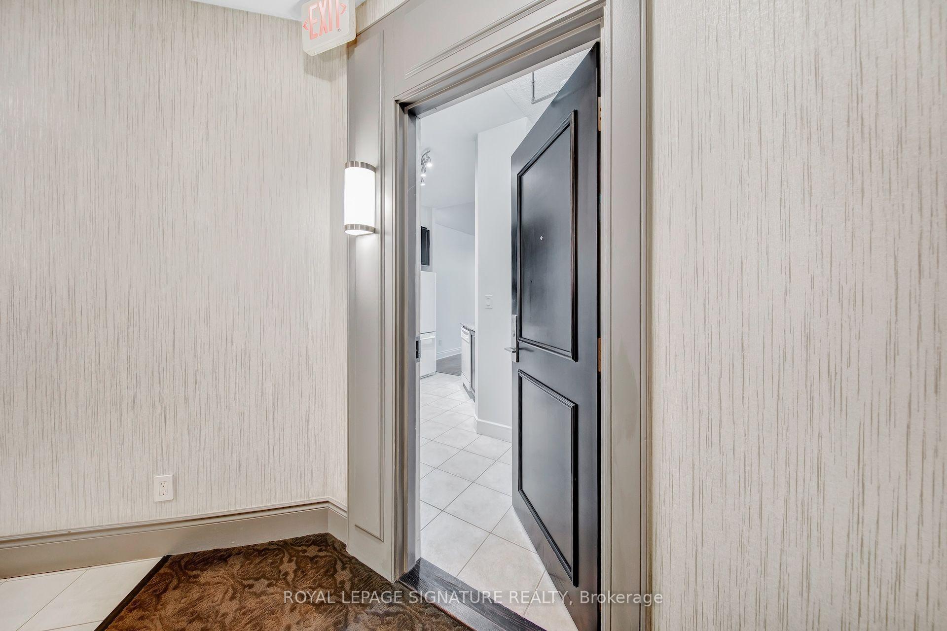 Photo 2 of Unit 307, 25 Earlington Avenue, Etobicoke, Kingsway South — HOMEH