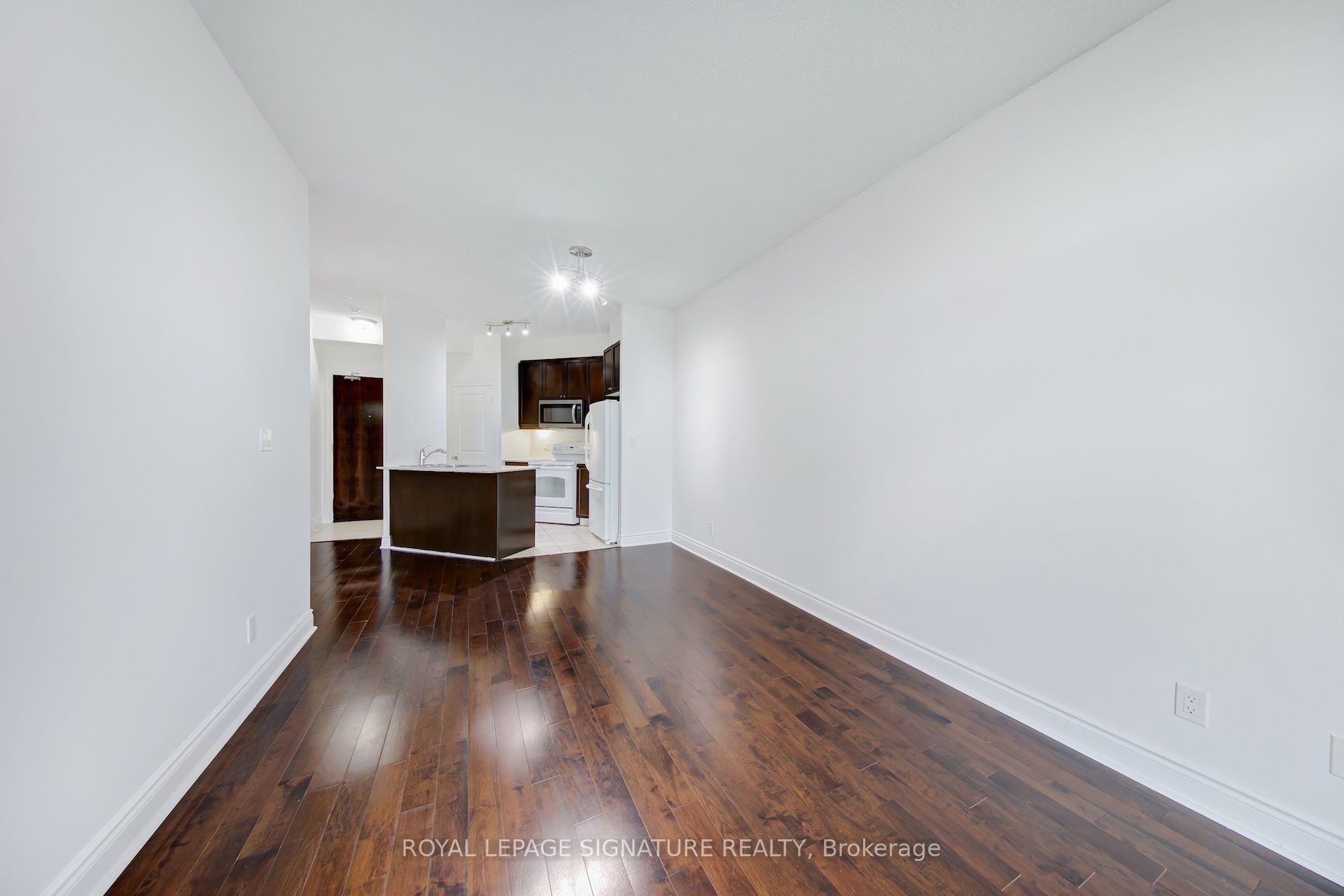 Photo 11 of Unit 307, 25 Earlington Avenue, Etobicoke, Kingsway South — HOMEH
