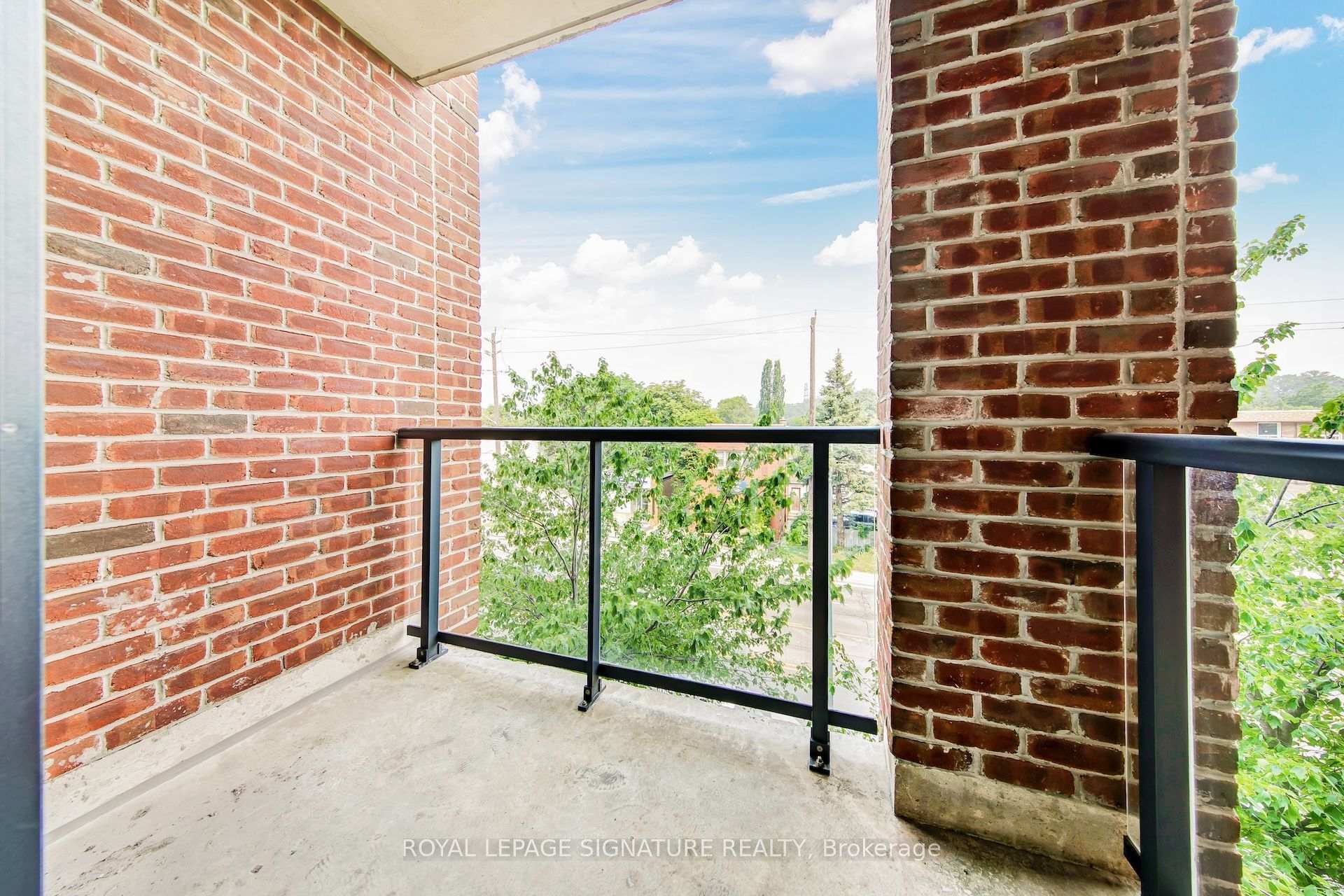 Photo 17 of Unit 307, 25 Earlington Avenue, Etobicoke, Kingsway South — HOMEH