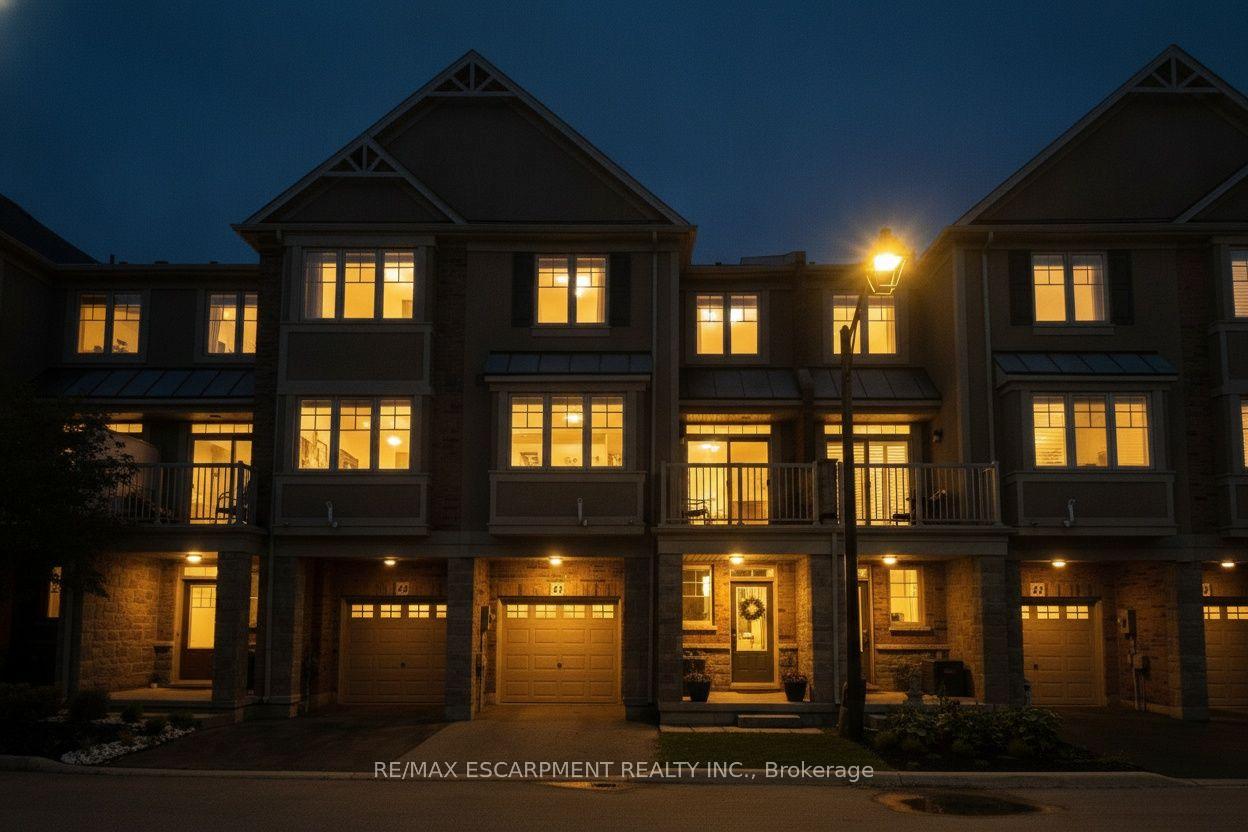 Photo 3 of Unit 43, 201 Westbank Trail, Hamilton, Stoney Creek Mountain — HOMEH