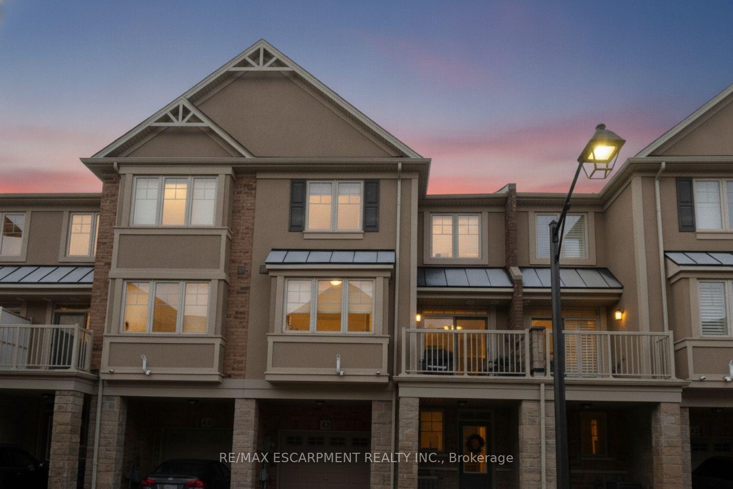 Photo 4 of Unit 43, 201 Westbank Trail, Hamilton, Stoney Creek Mountain — HOMEH