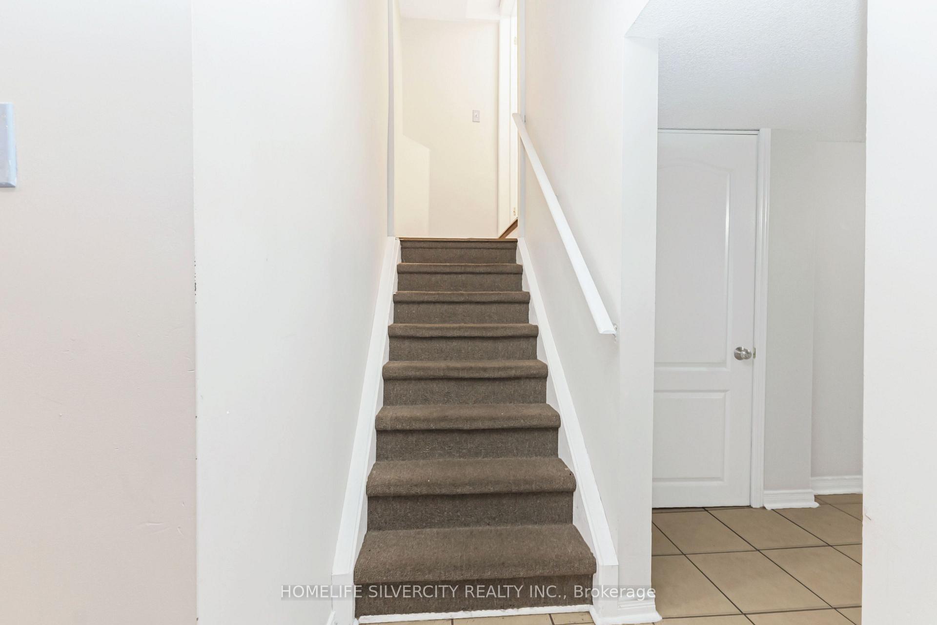 Photo 23 of 6 Aria Lane, Brampton, Bramalea North Industrial — HOMEH