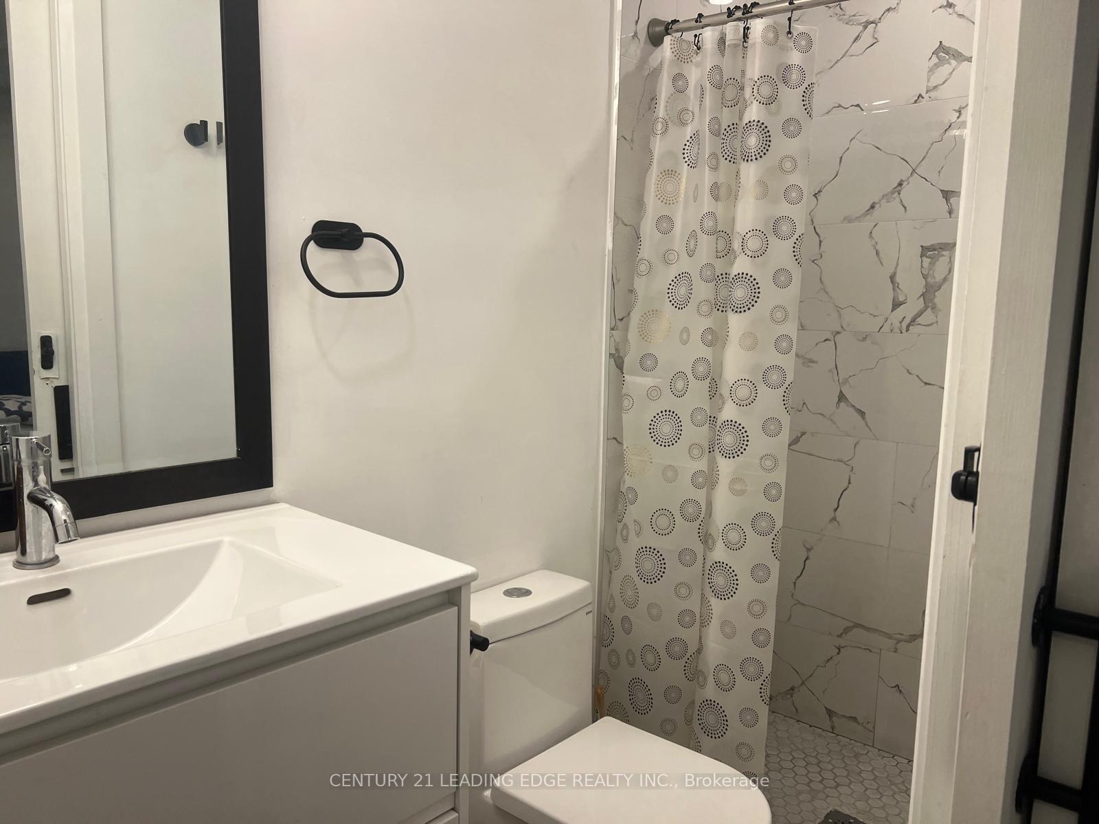 Photo 11 of 15 Westbrook Avenue, Toronto, Woodbine-Lumsden — HOMEH