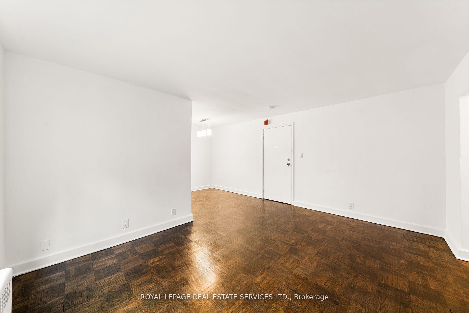 Photo 10 of Unit 110, 308 The Kingsway, Etobicoke, Edenbridge-Humber Valley — HOMEH
