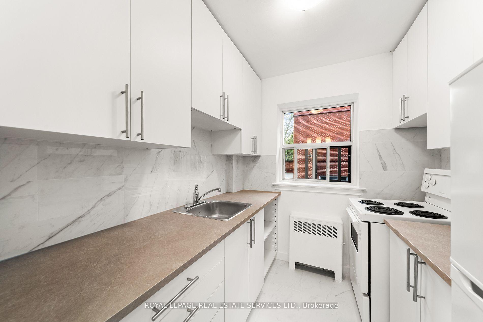 Photo 14 of Unit 110, 308 The Kingsway, Etobicoke, Edenbridge-Humber Valley — HOMEH