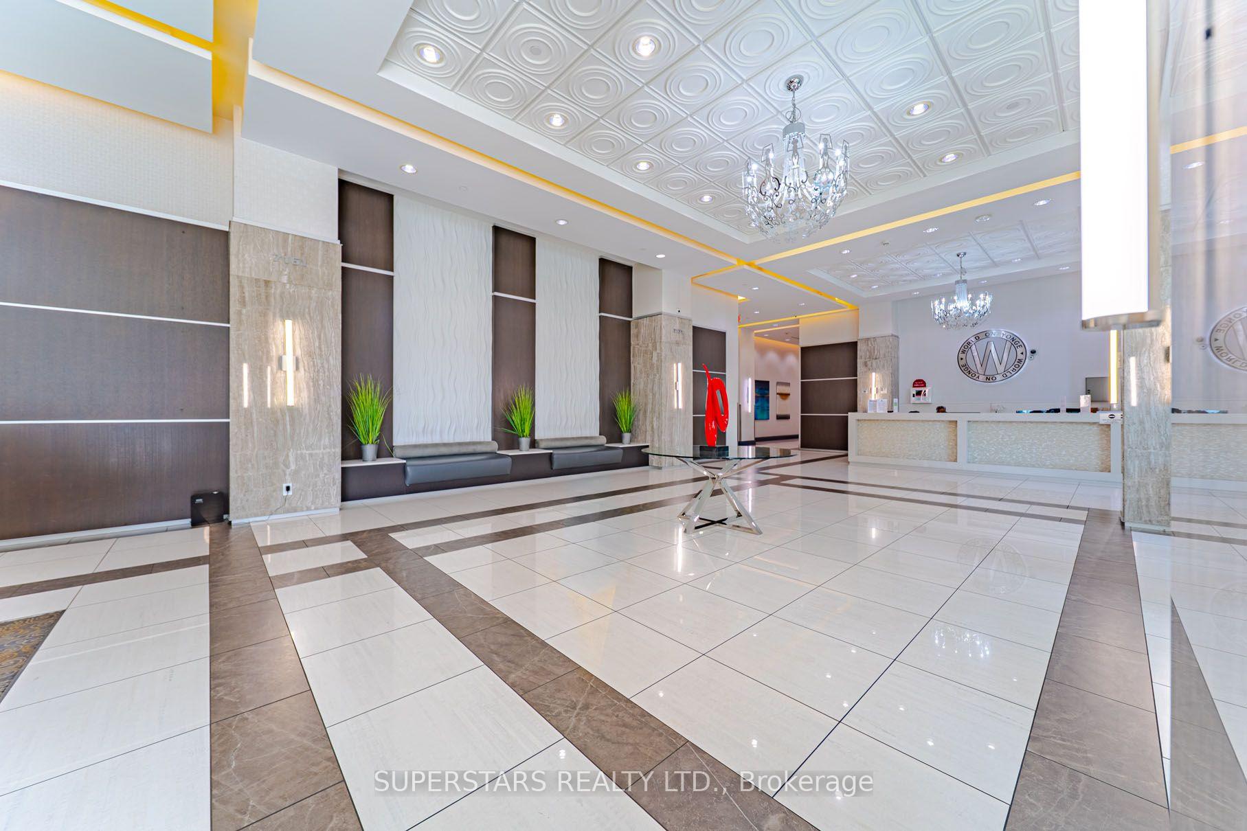 Photo 5 of Unit 1626, 7161 Yonge Street, Markham, Thornhill — HOMEH