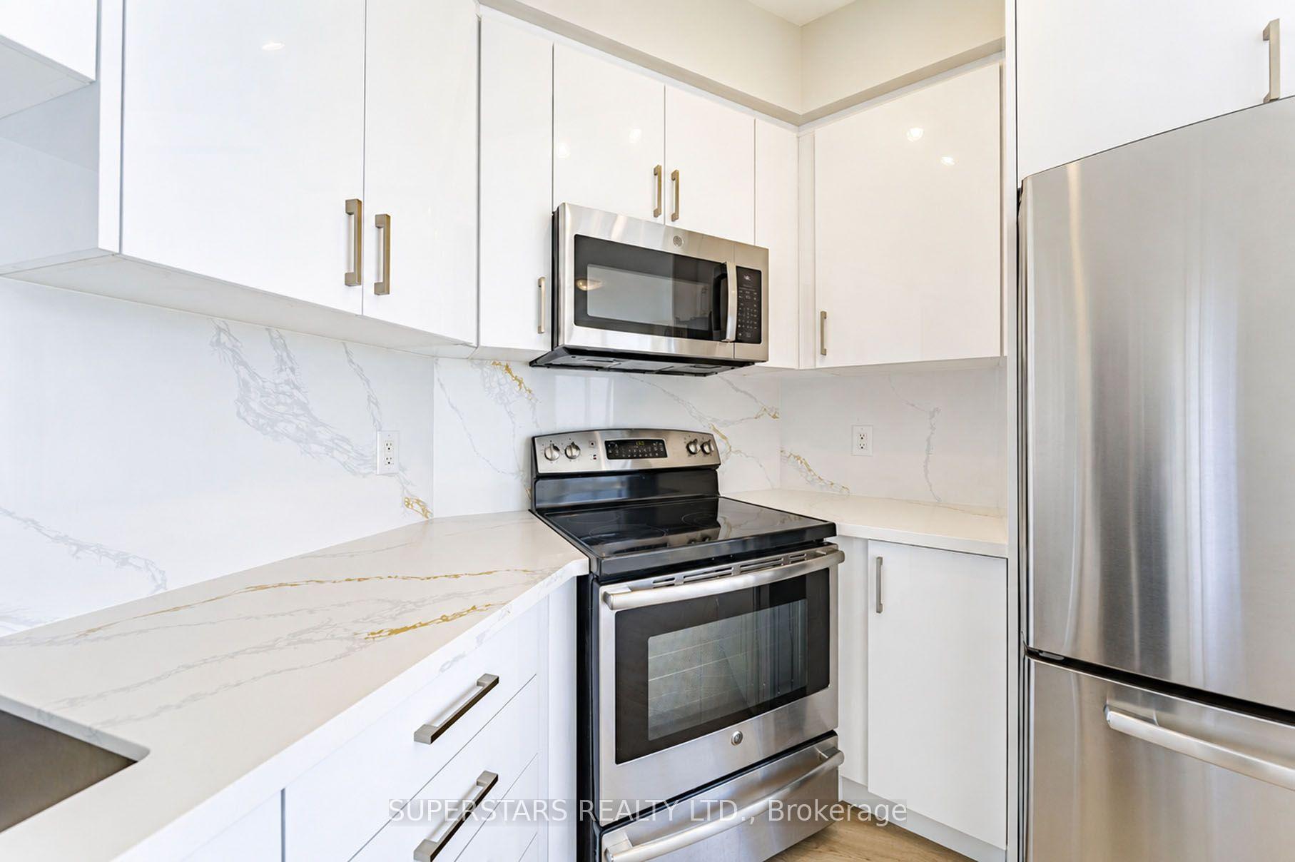 Photo 11 of Unit 1626, 7161 Yonge Street, Markham, Thornhill — HOMEH
